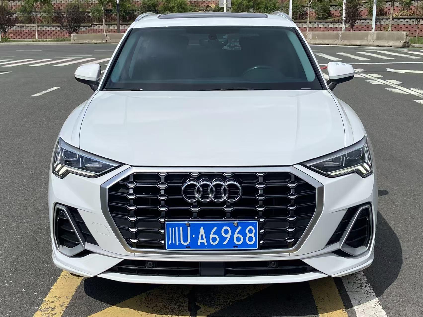 Audi Q3 2022, фото 3