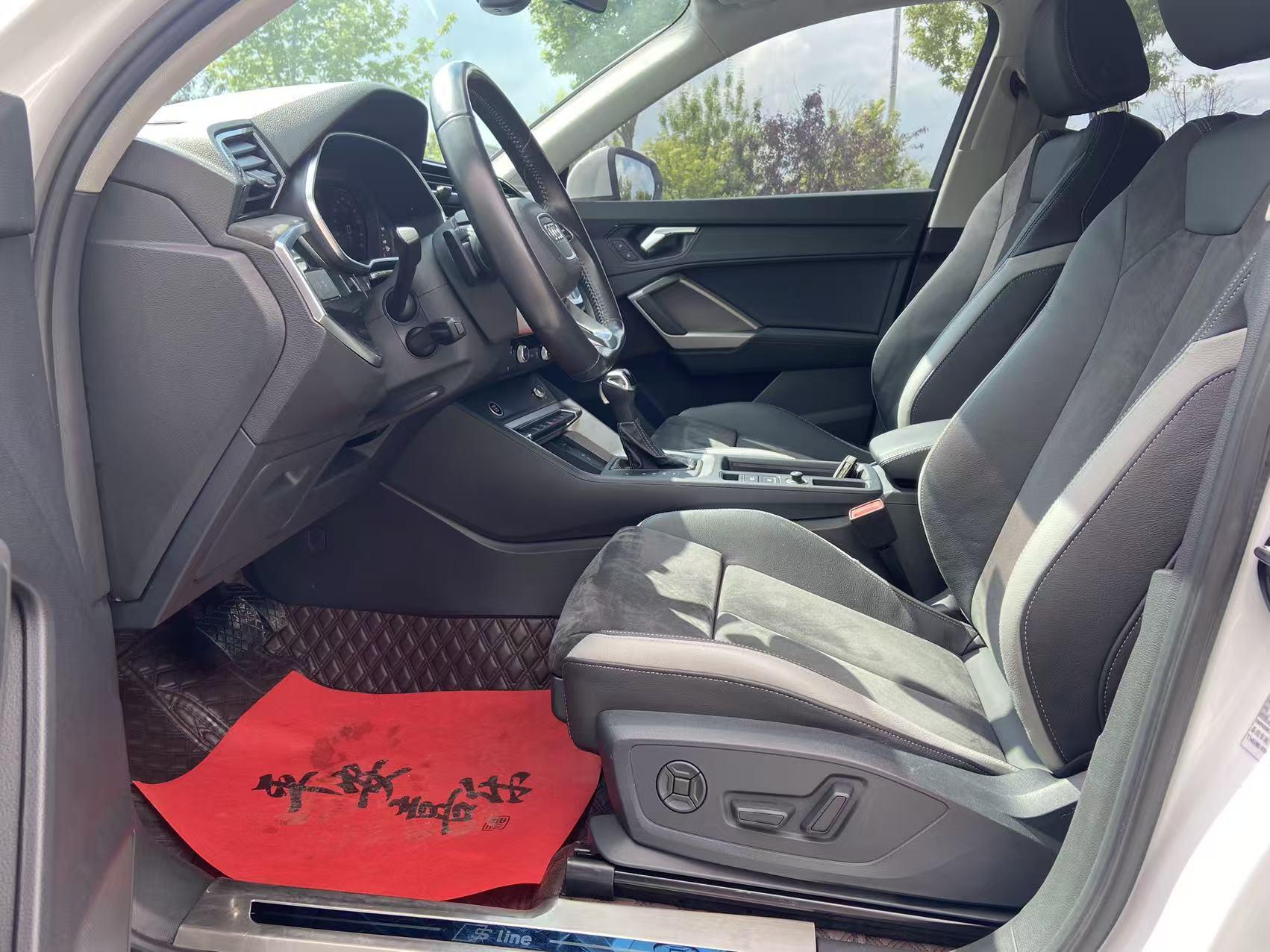 Audi Q3 2022, фото 4