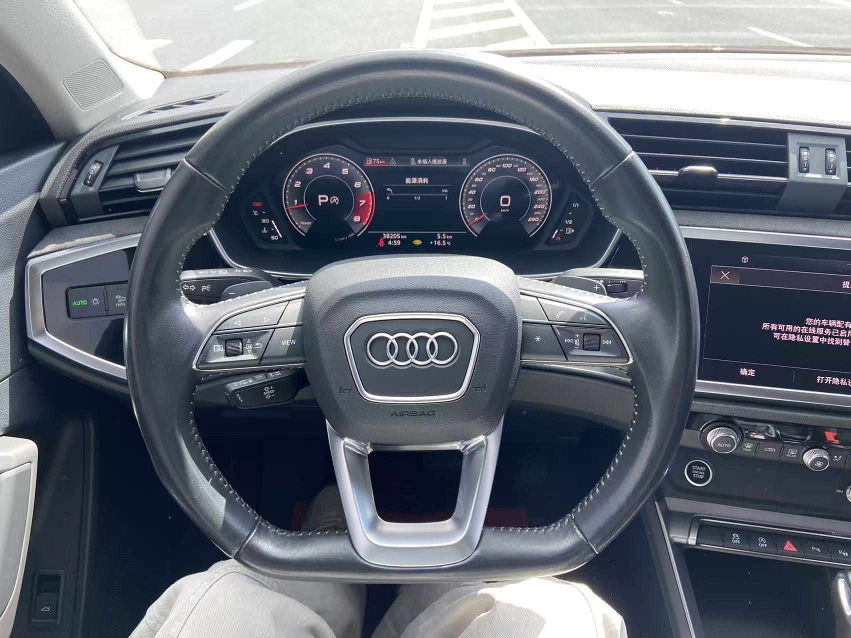 Audi Q3 2022, фото 6
