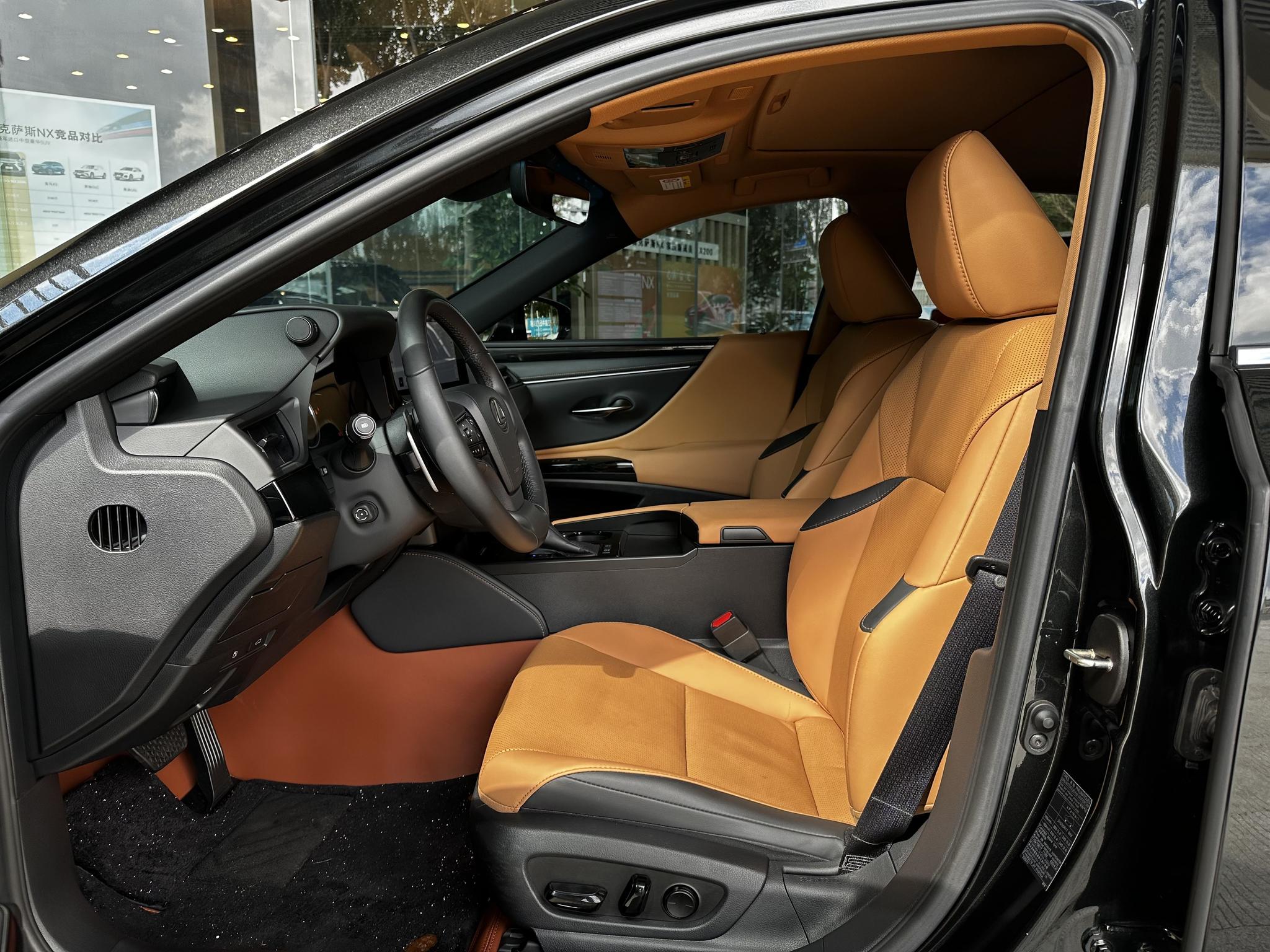 Lexus ES 2022, фото 5