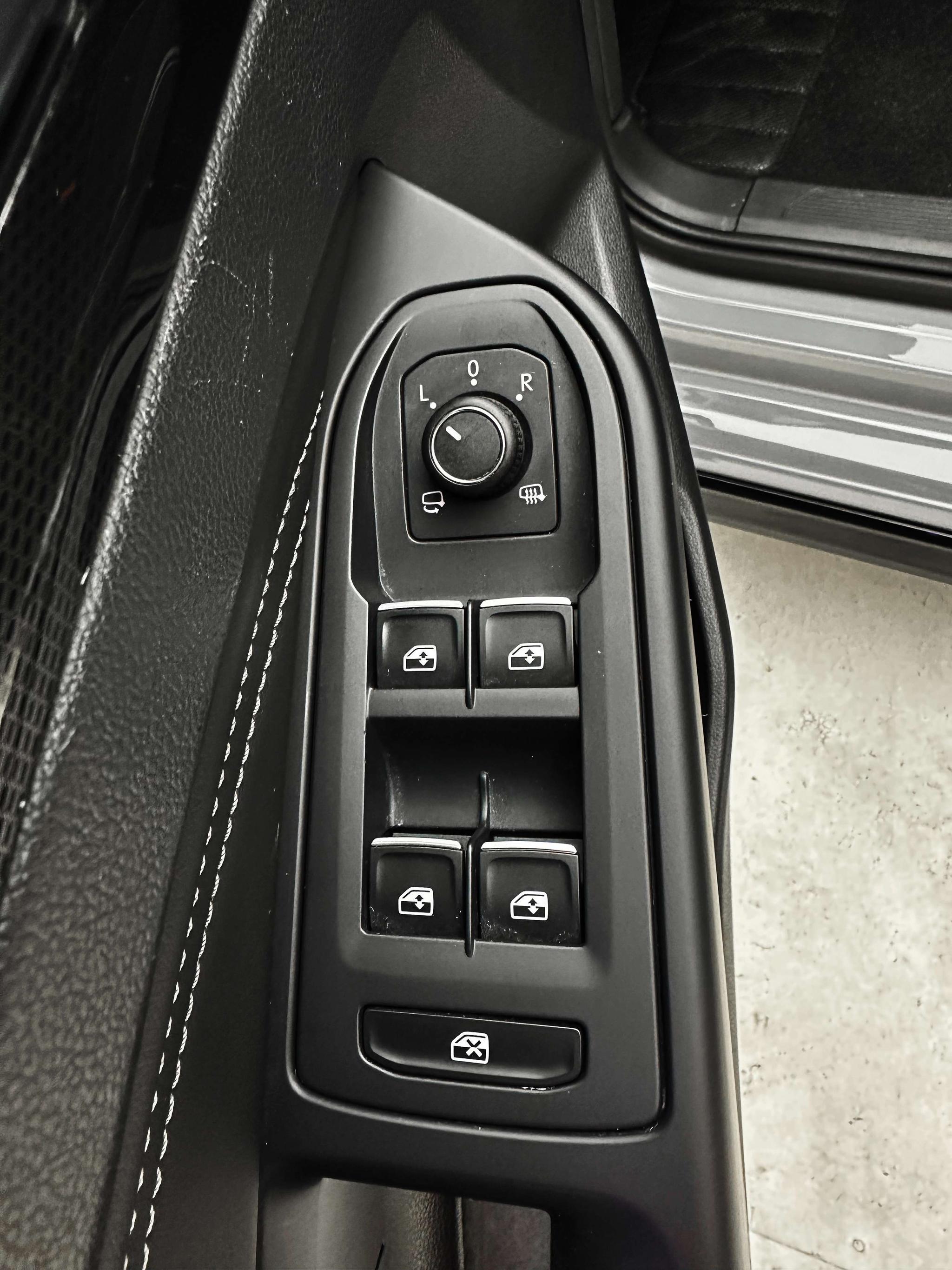 Volkswagen Golf 2021, фото 16