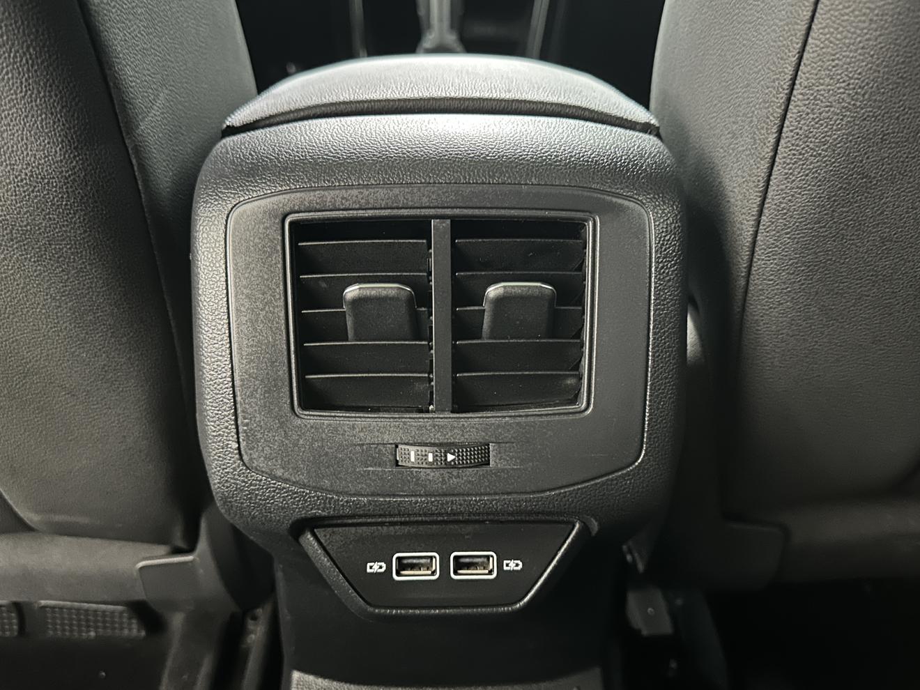 Volkswagen T-Roc 2022, фото 17