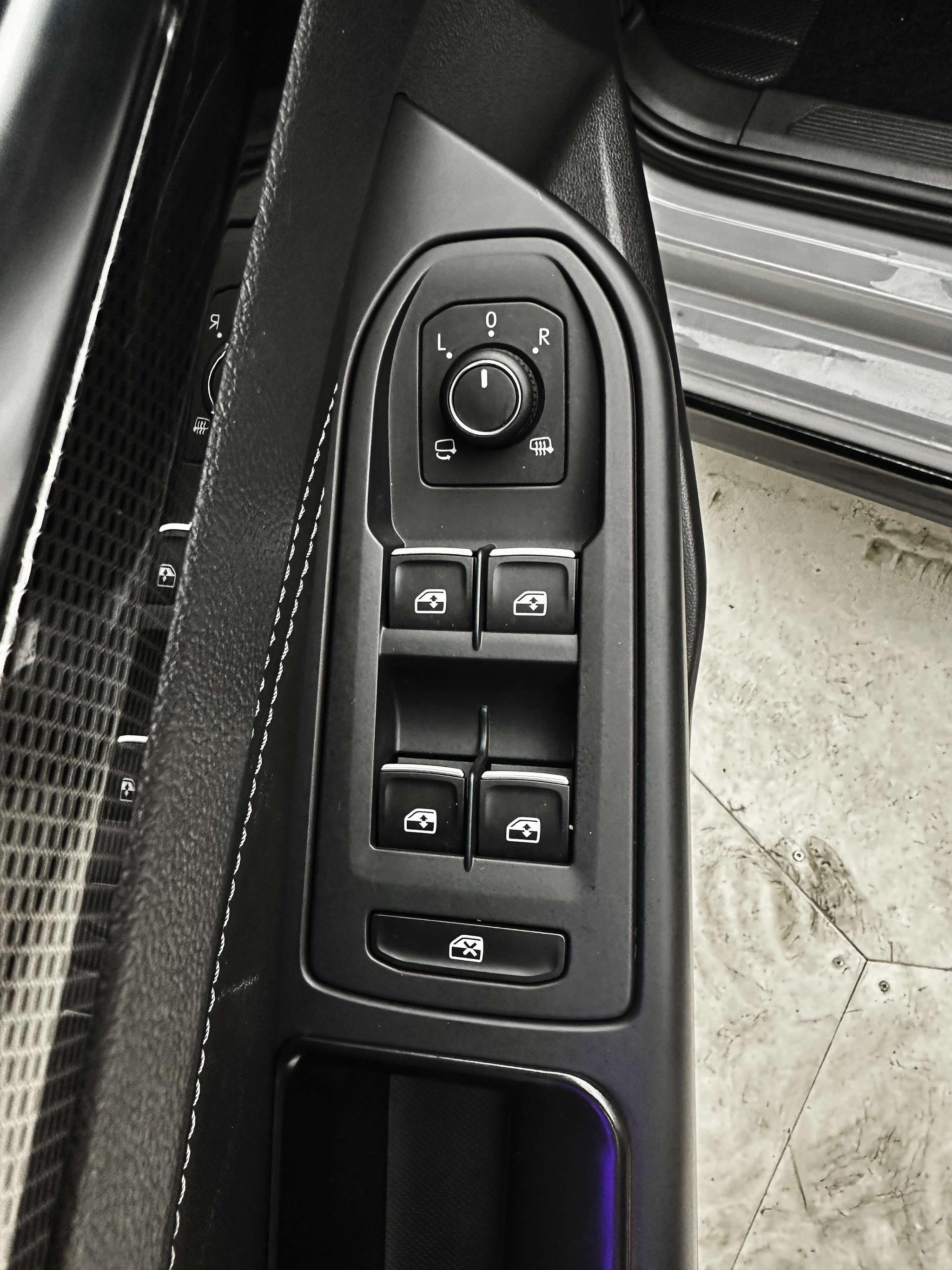 Volkswagen Golf 2021, фото 16