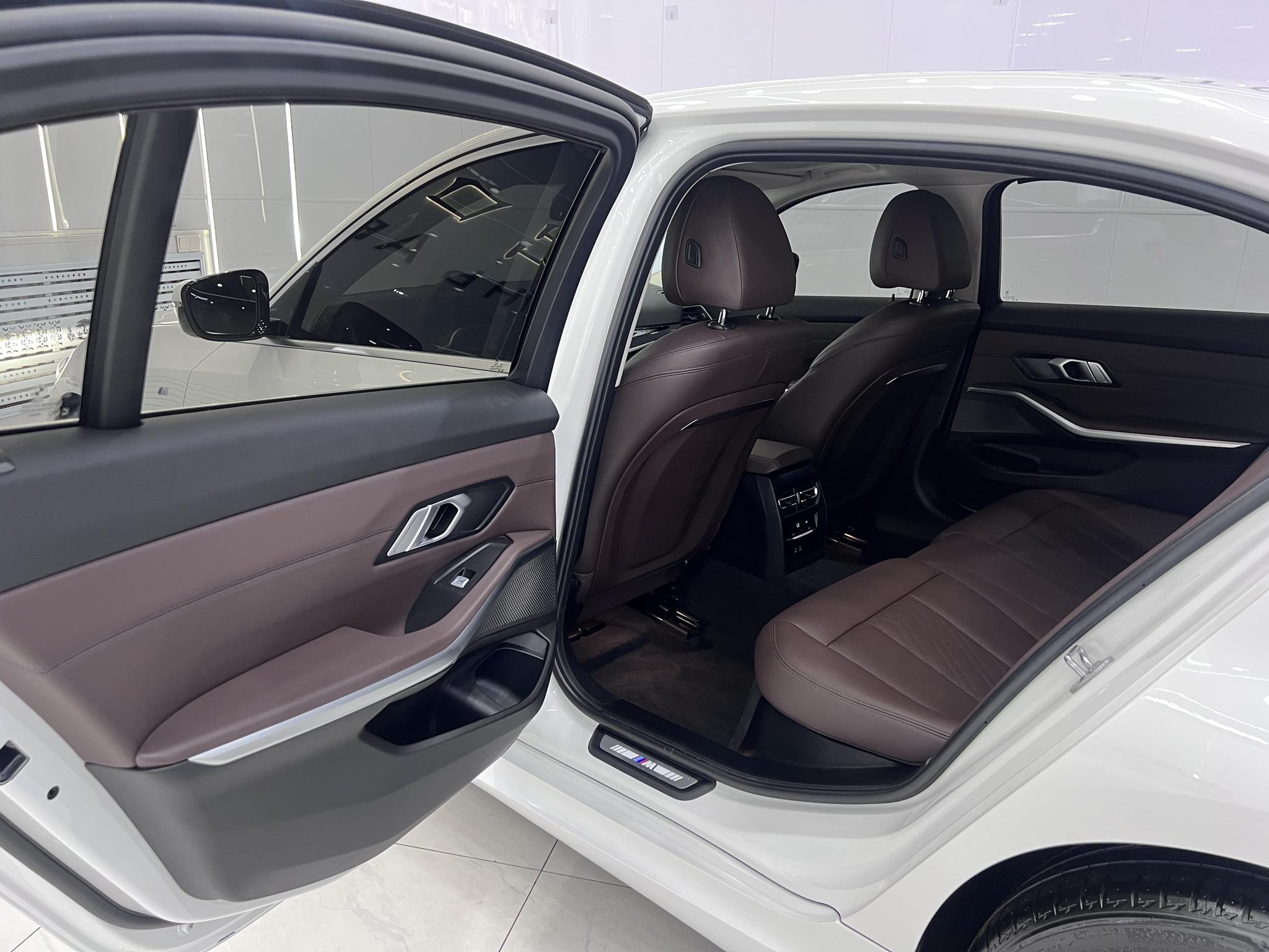 BMW 3 2023, фото 12