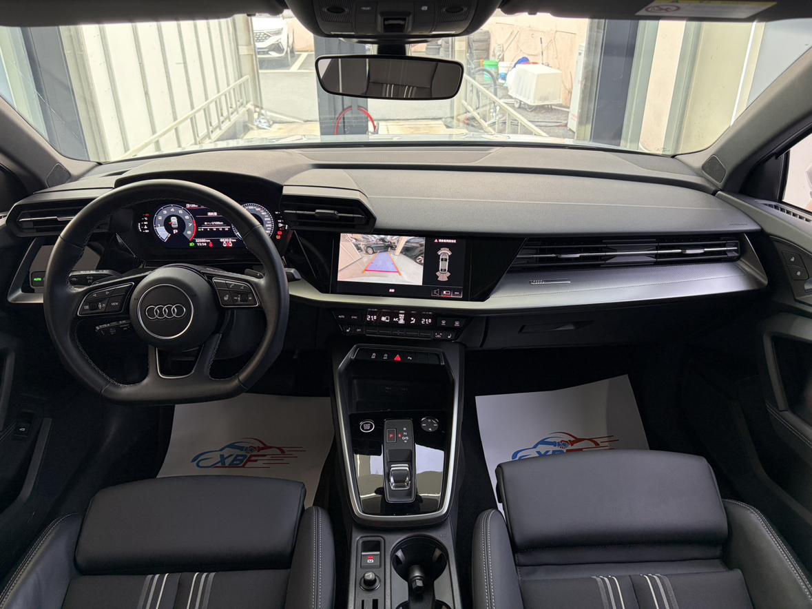 Audi A3 2023, фото 5