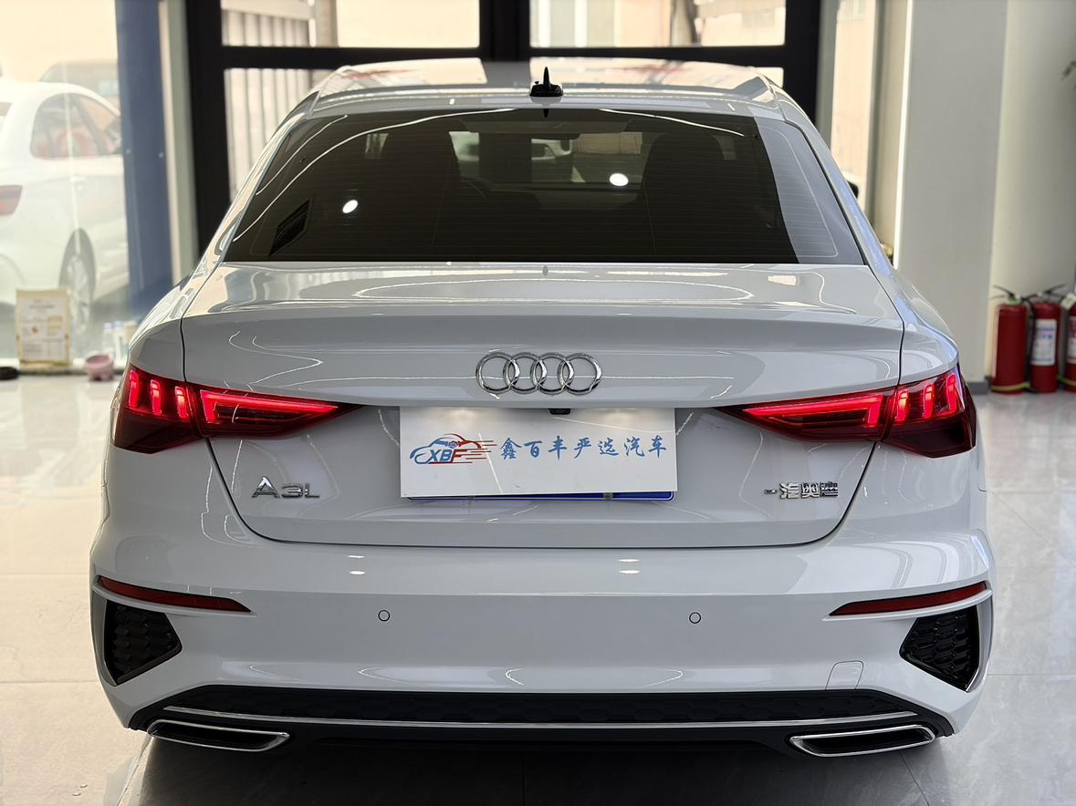 Audi A3 2023, фото 9