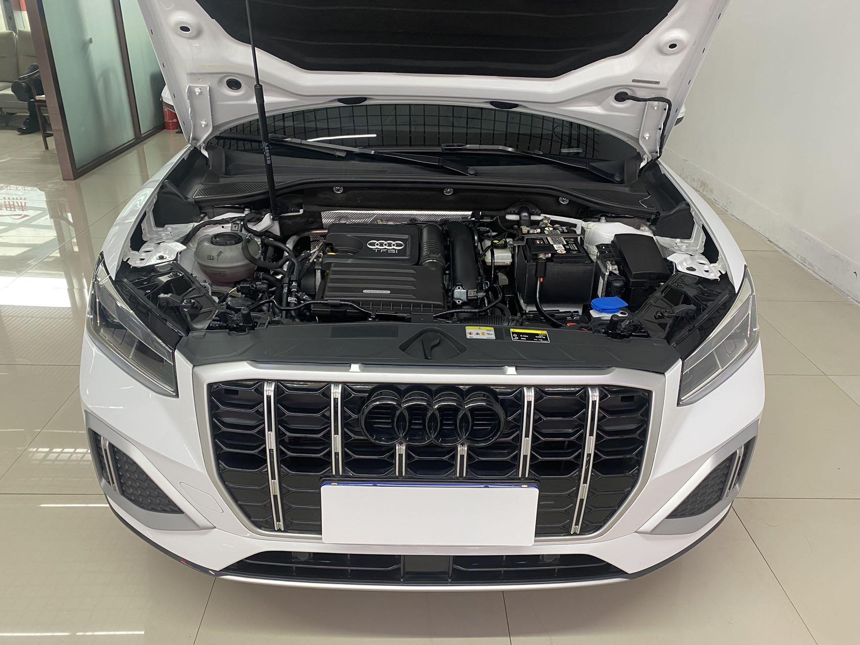 Audi Q2L 2022, фото 15