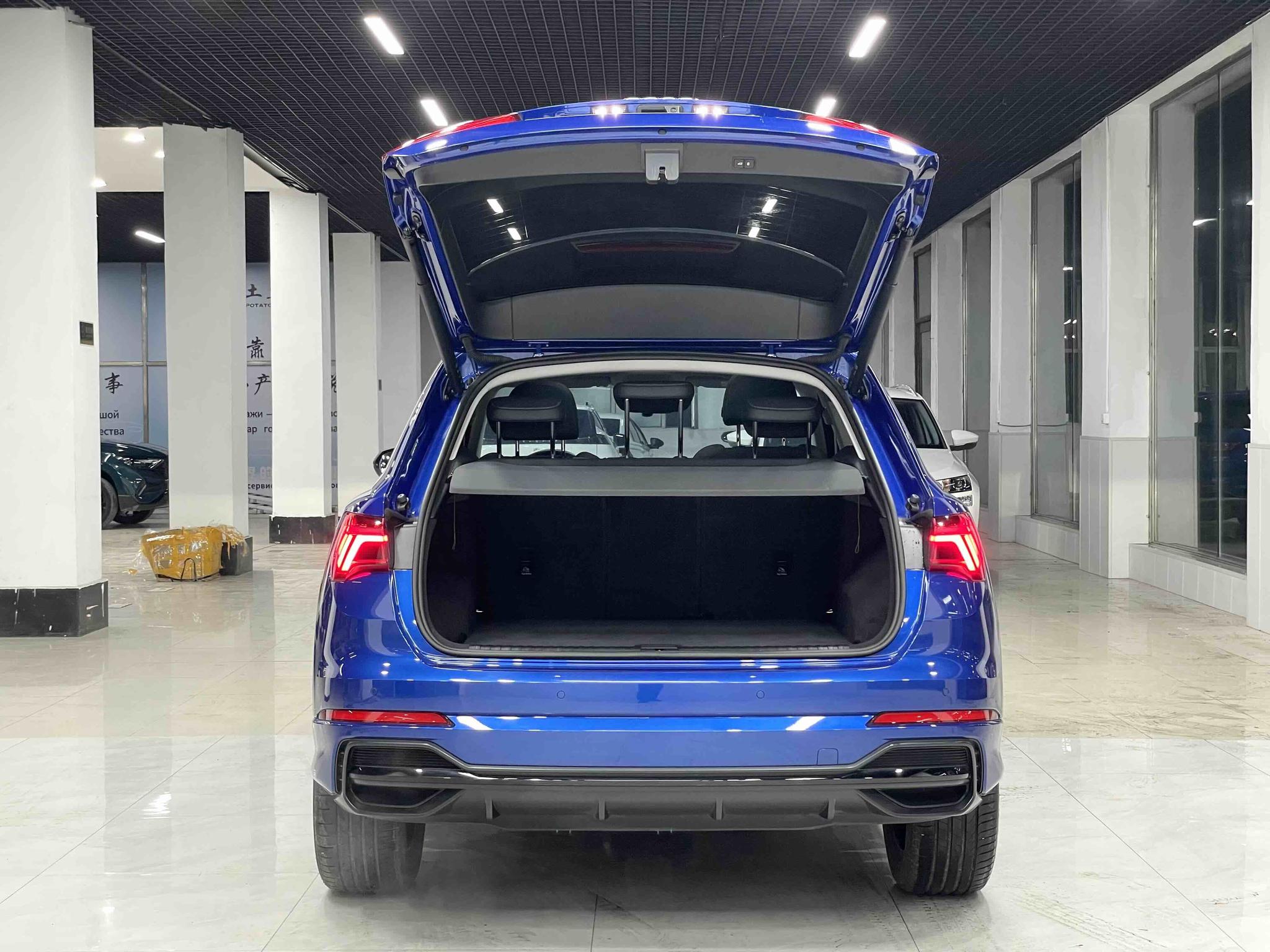 Audi Q3 2022, фото 16