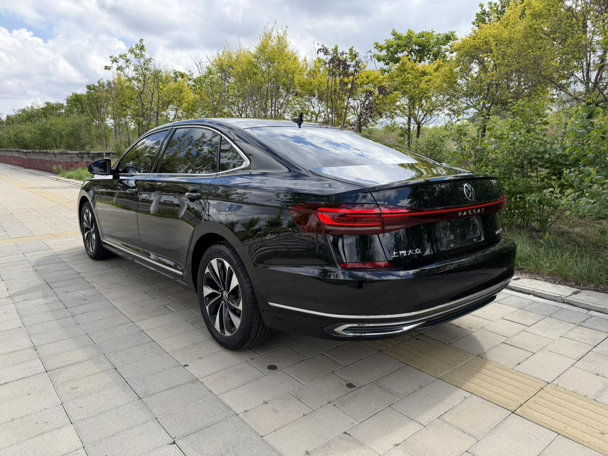 Volkswagen Passat 2022, фото 7