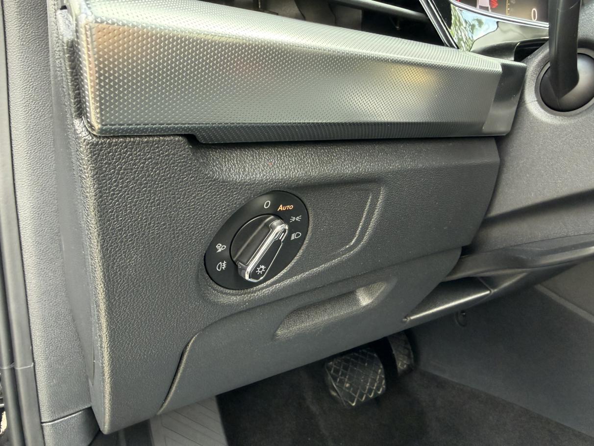 Volkswagen Passat 2022, фото 14