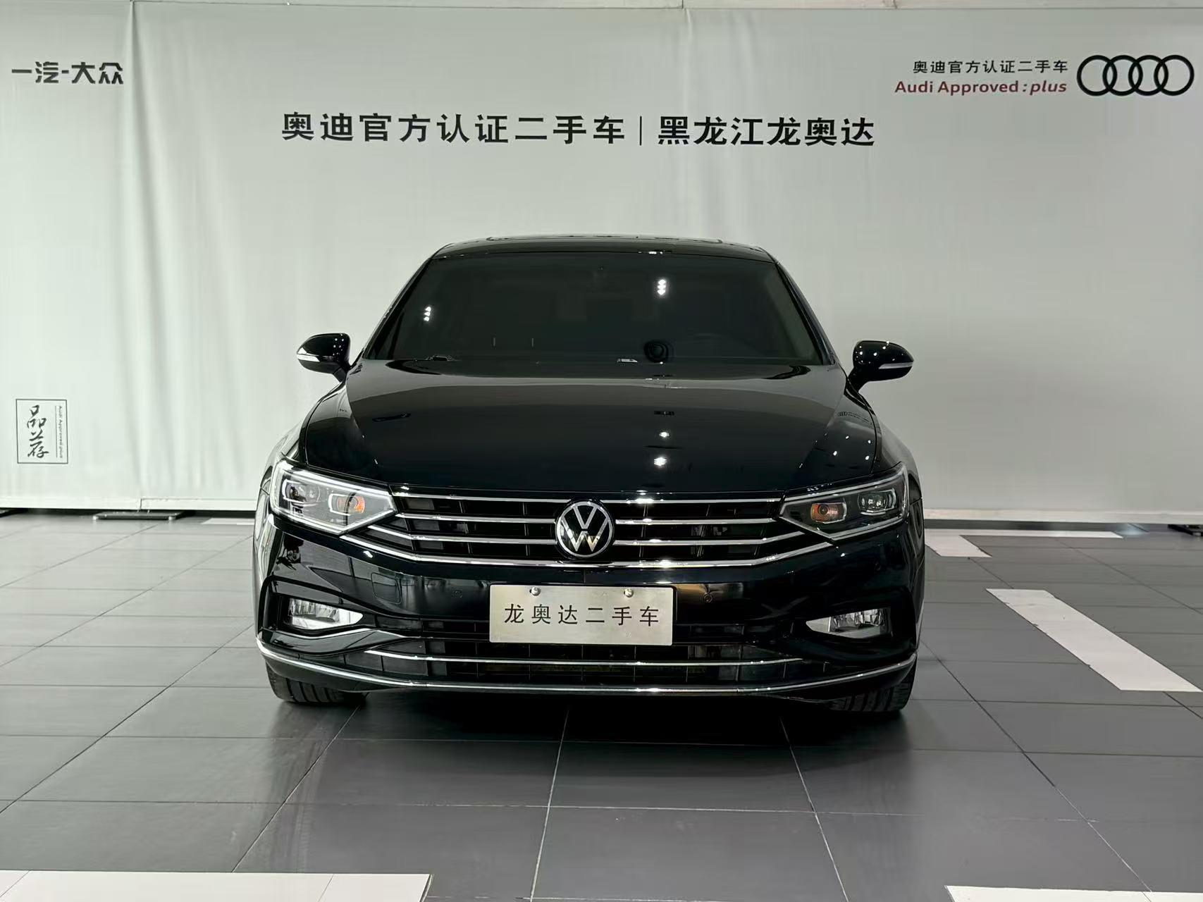 Volkswagen Passat 2023, фото 2