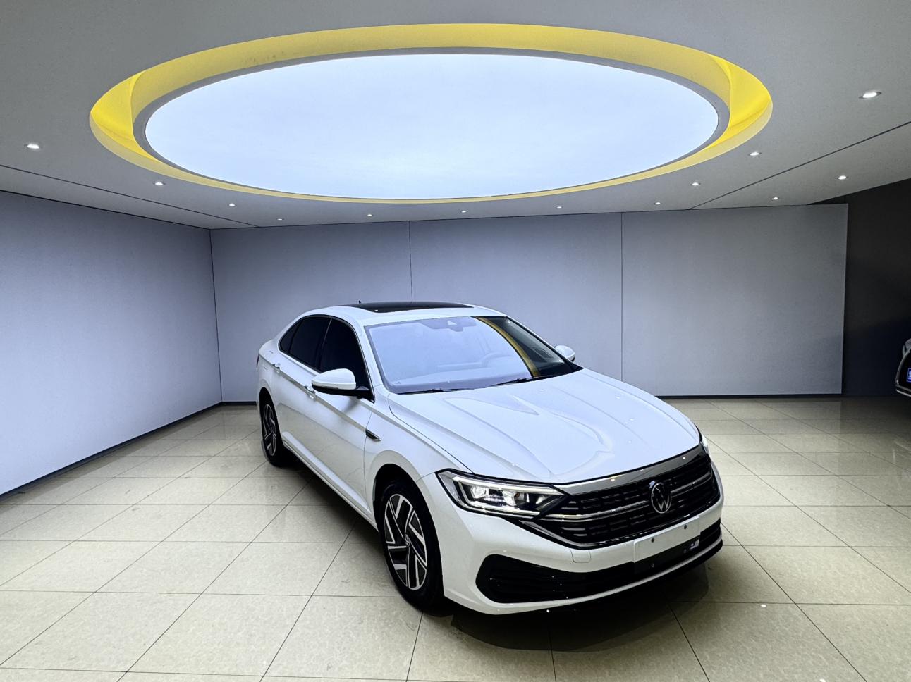 Volkswagen Jetta 2023, фото 3