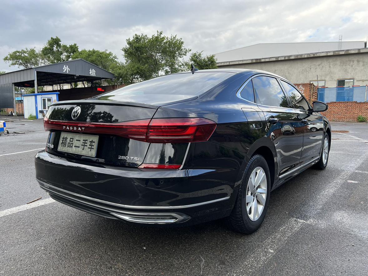 Volkswagen Passat 2023, фото 7