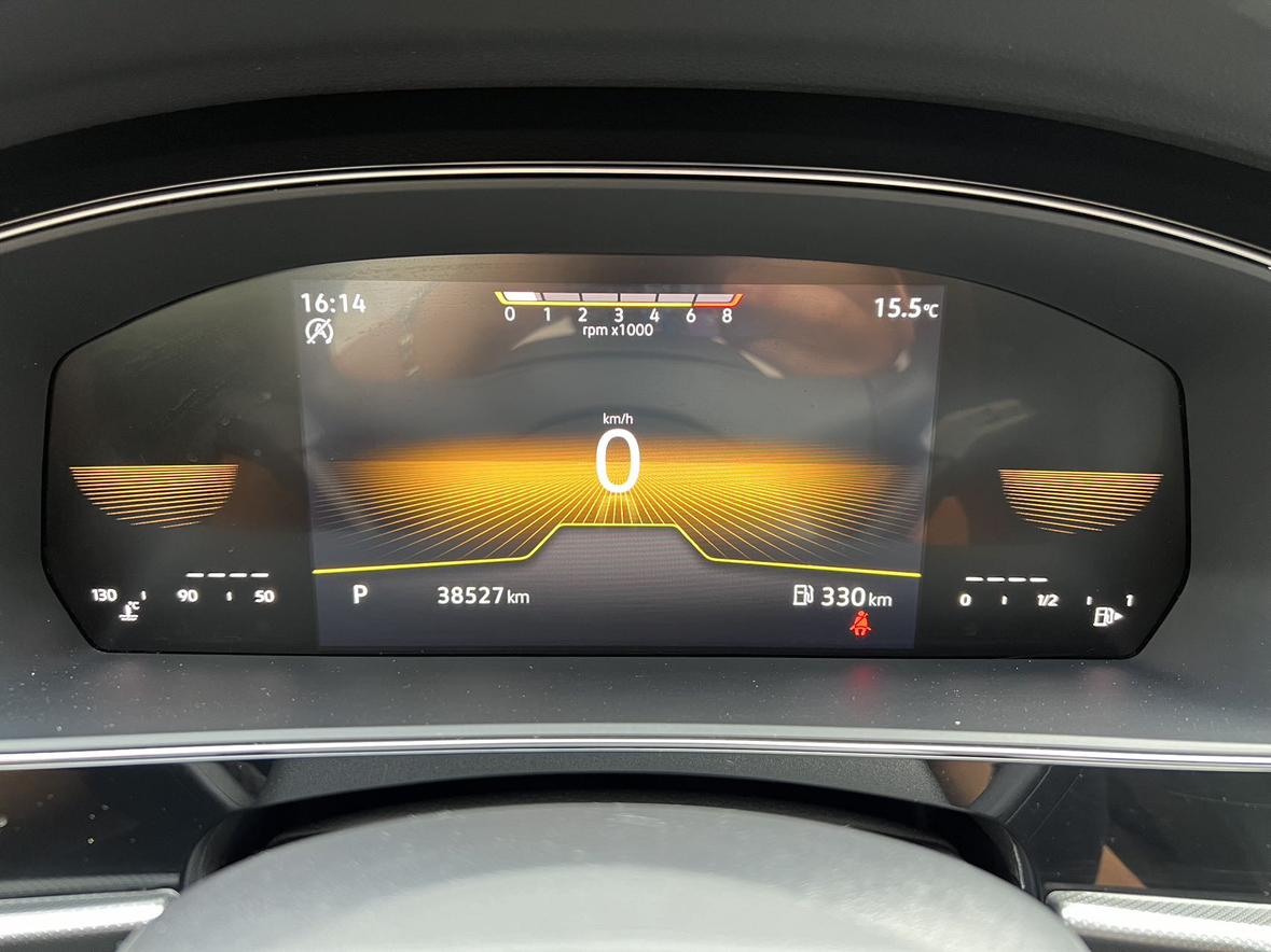 Volkswagen Passat 2023, фото 8