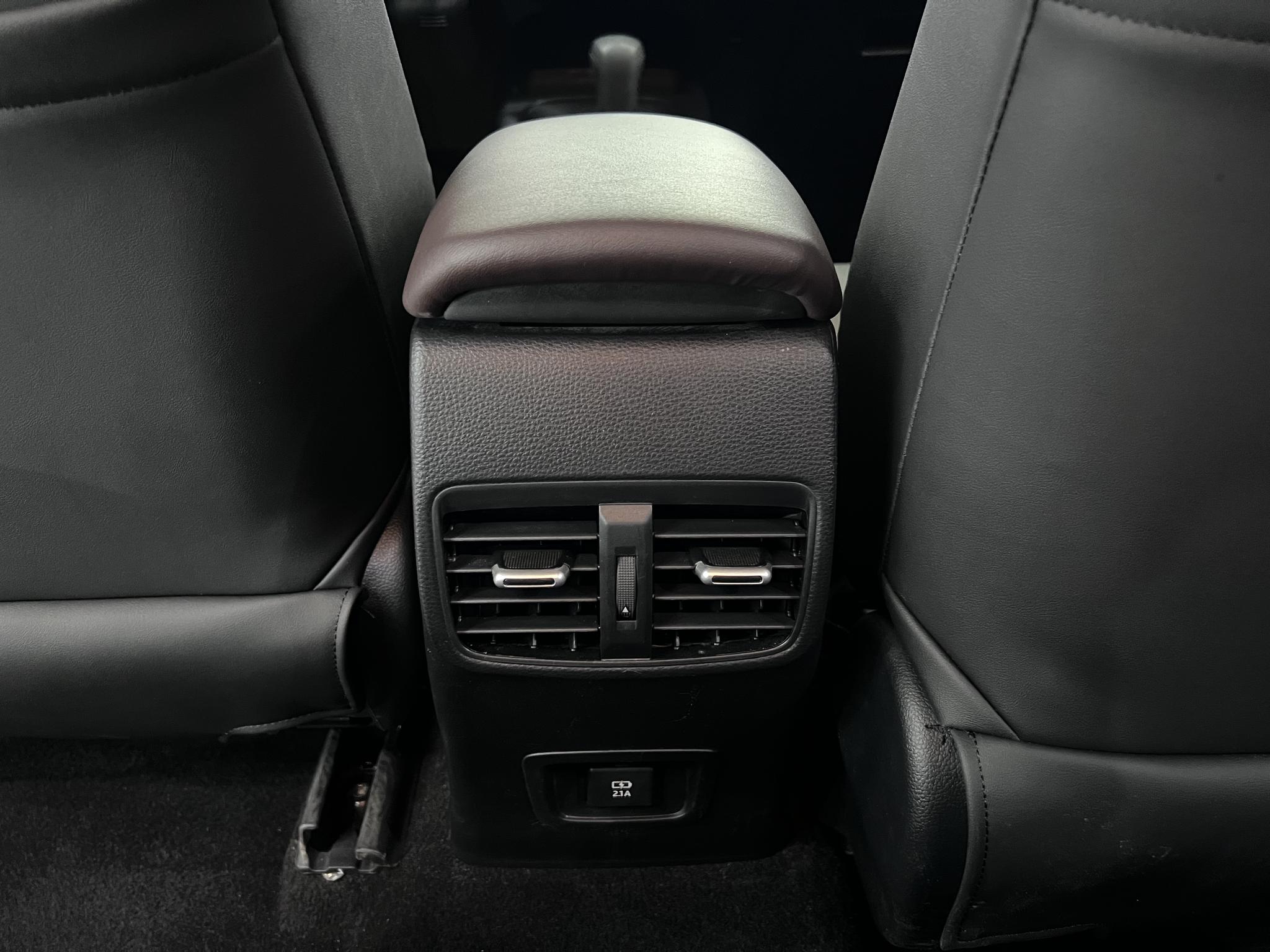 Toyota Corolla 2022, фото 14