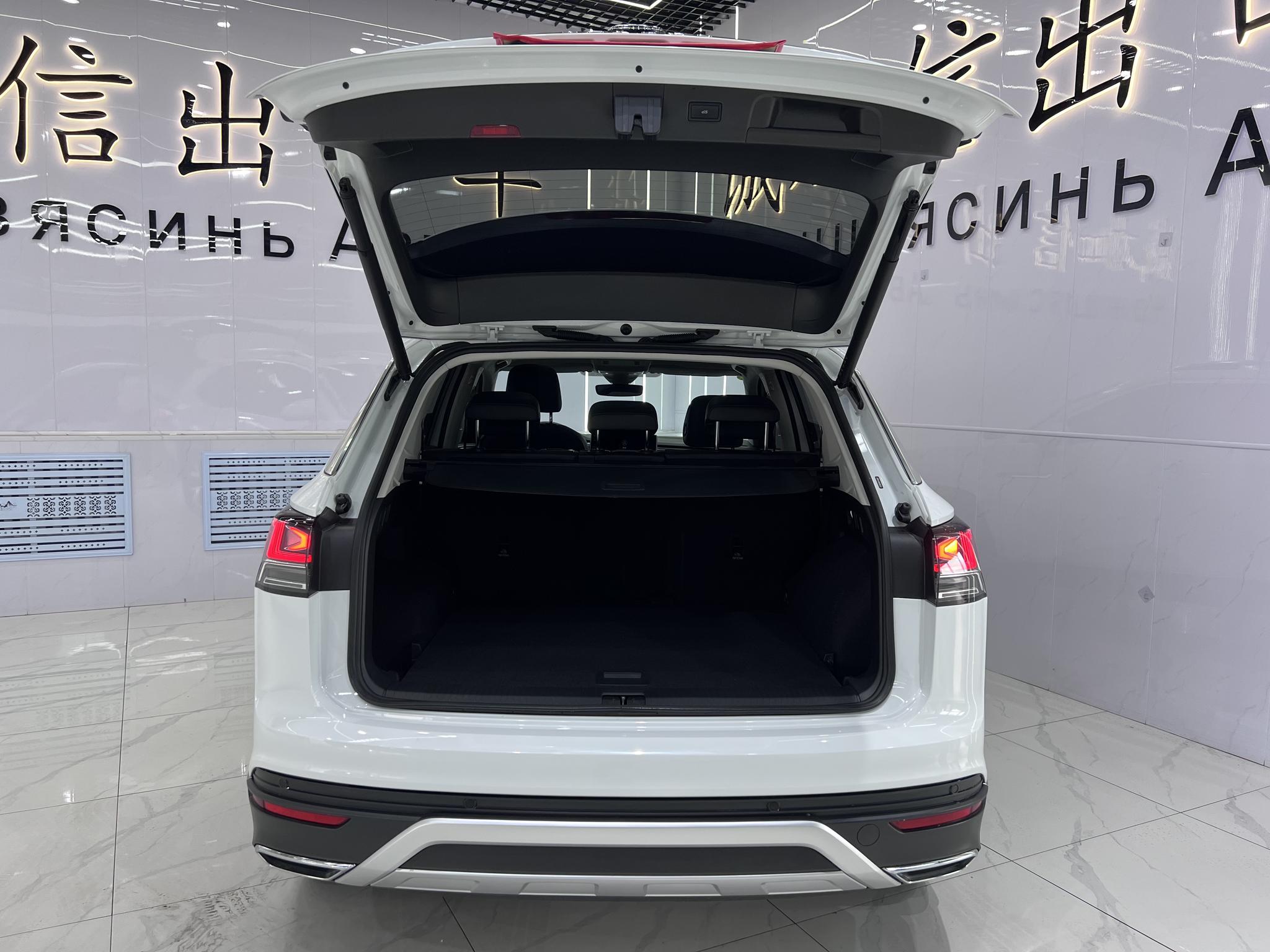Volkswagen Tayron 2023, фото 17
