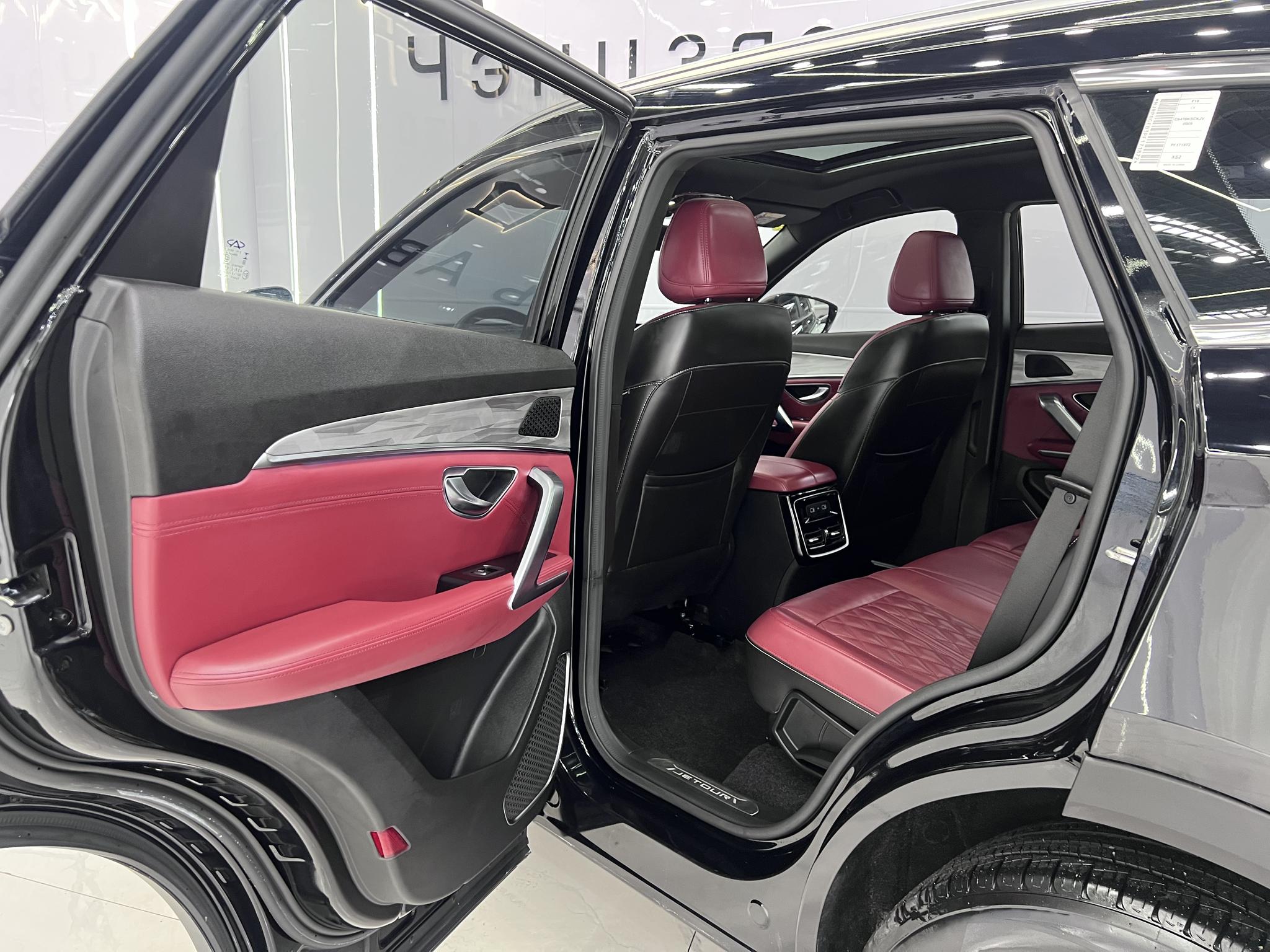 Jietu X70 PLUS 2023, фото 12