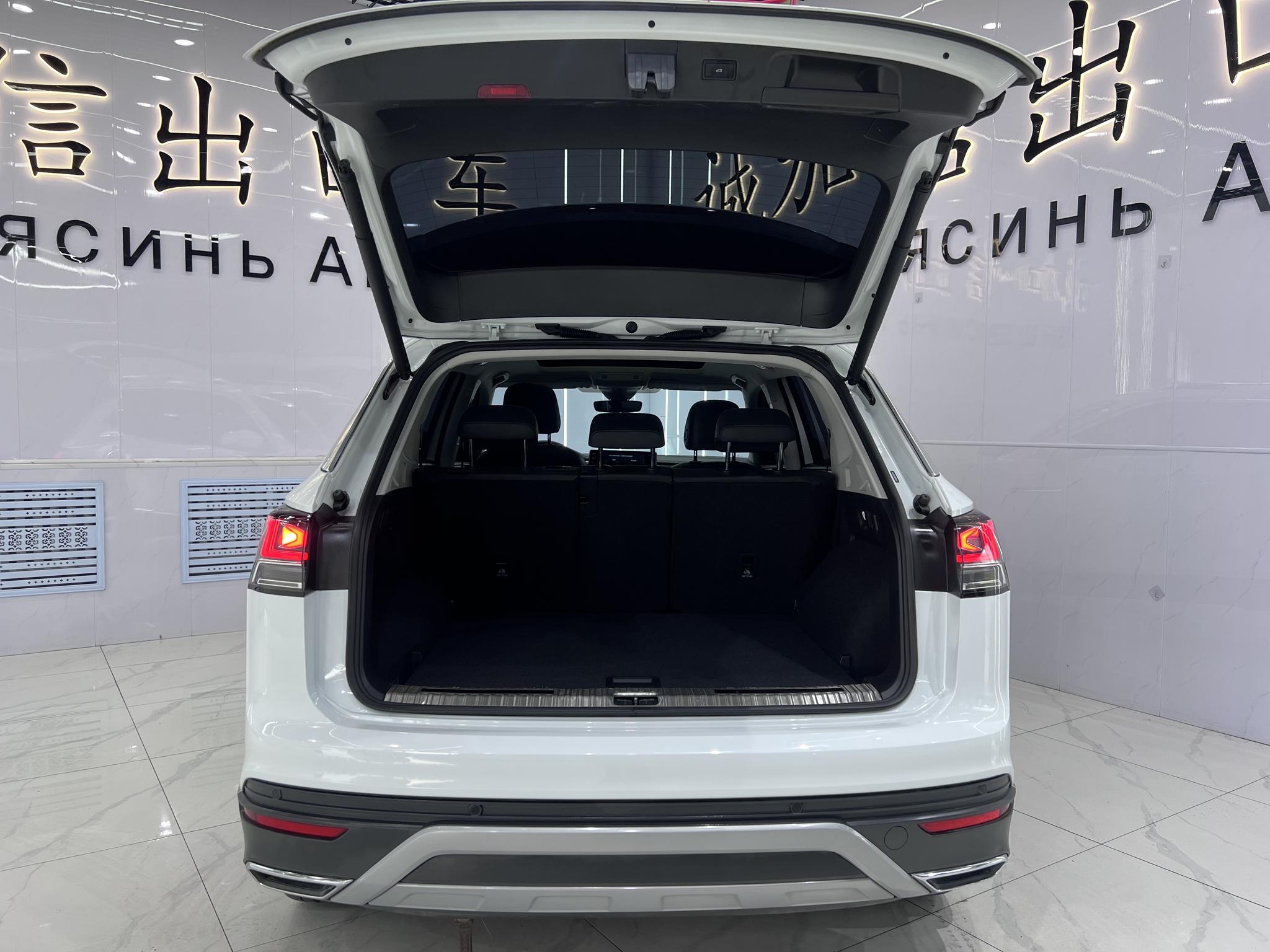 Volkswagen Tayron 2023, фото 17
