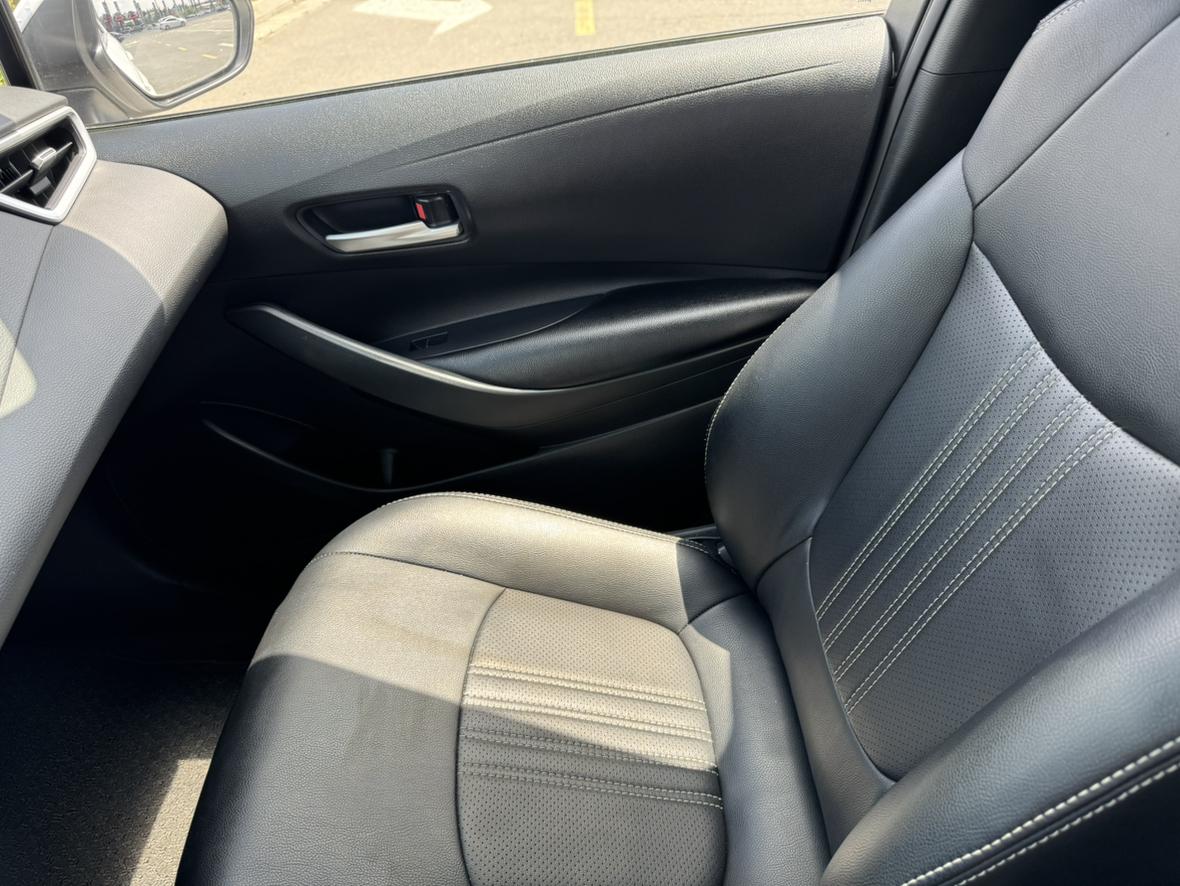 Toyota Corolla 2023, фото 17