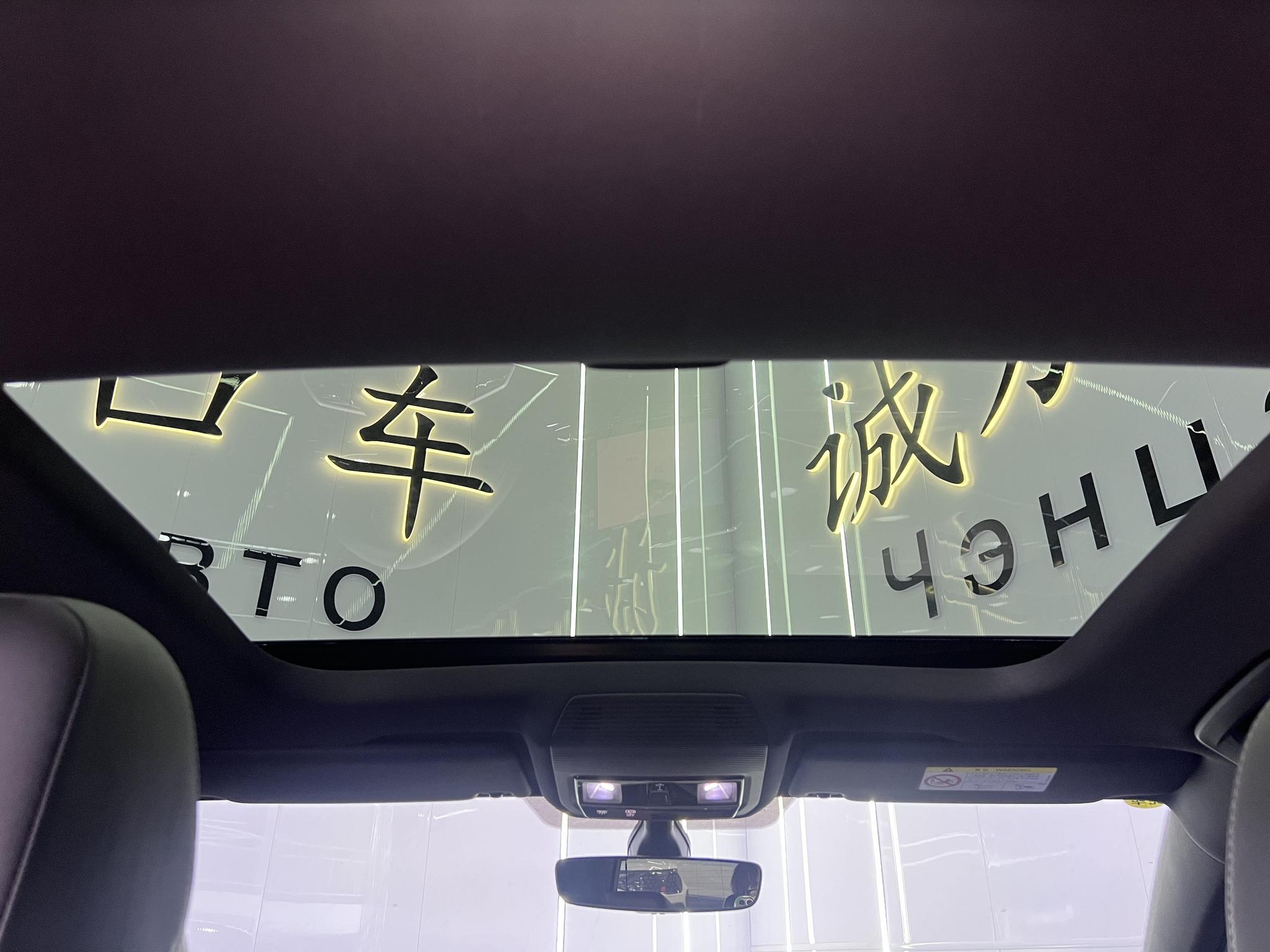 Volkswagen Golf 2023, фото 16