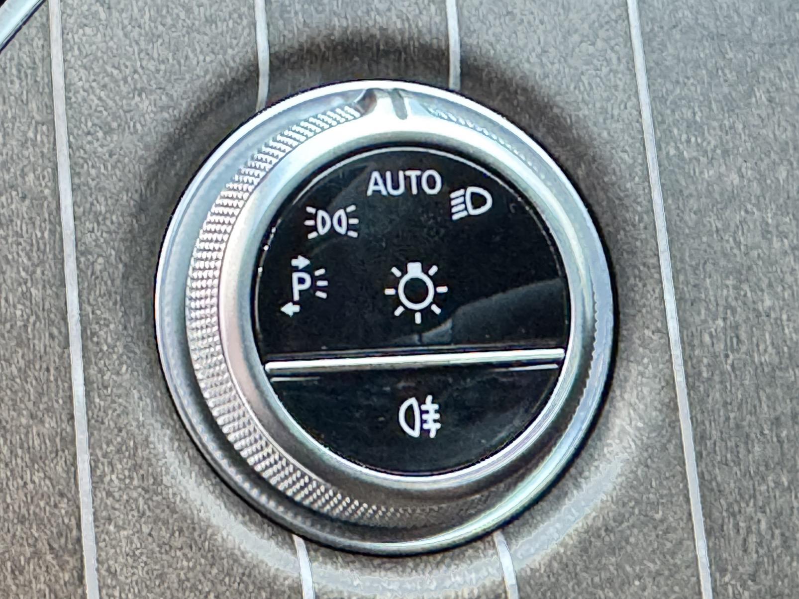 Mercedes-Benz E-Class 2024, фото 15