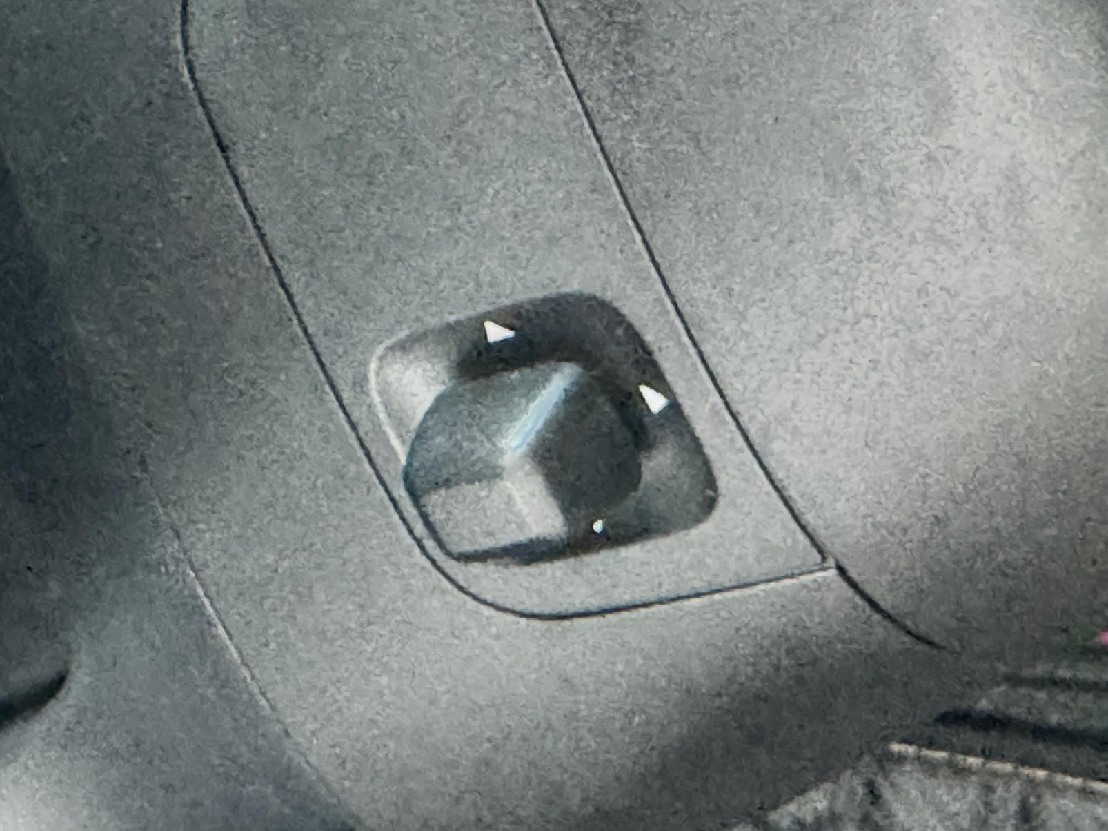 Mercedes-Benz E-Class 2024, фото 16