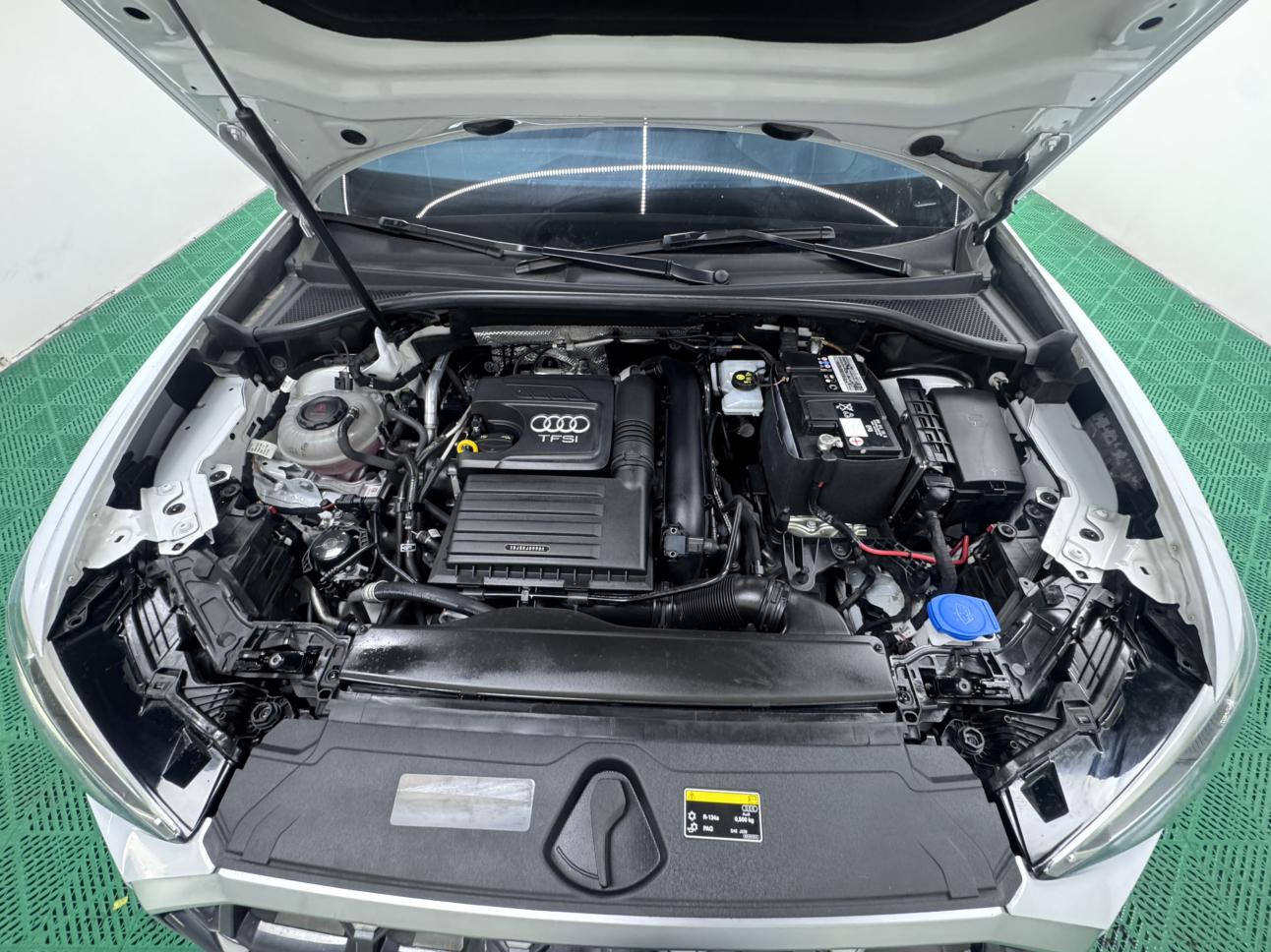 Audi Q3 2023, фото 16