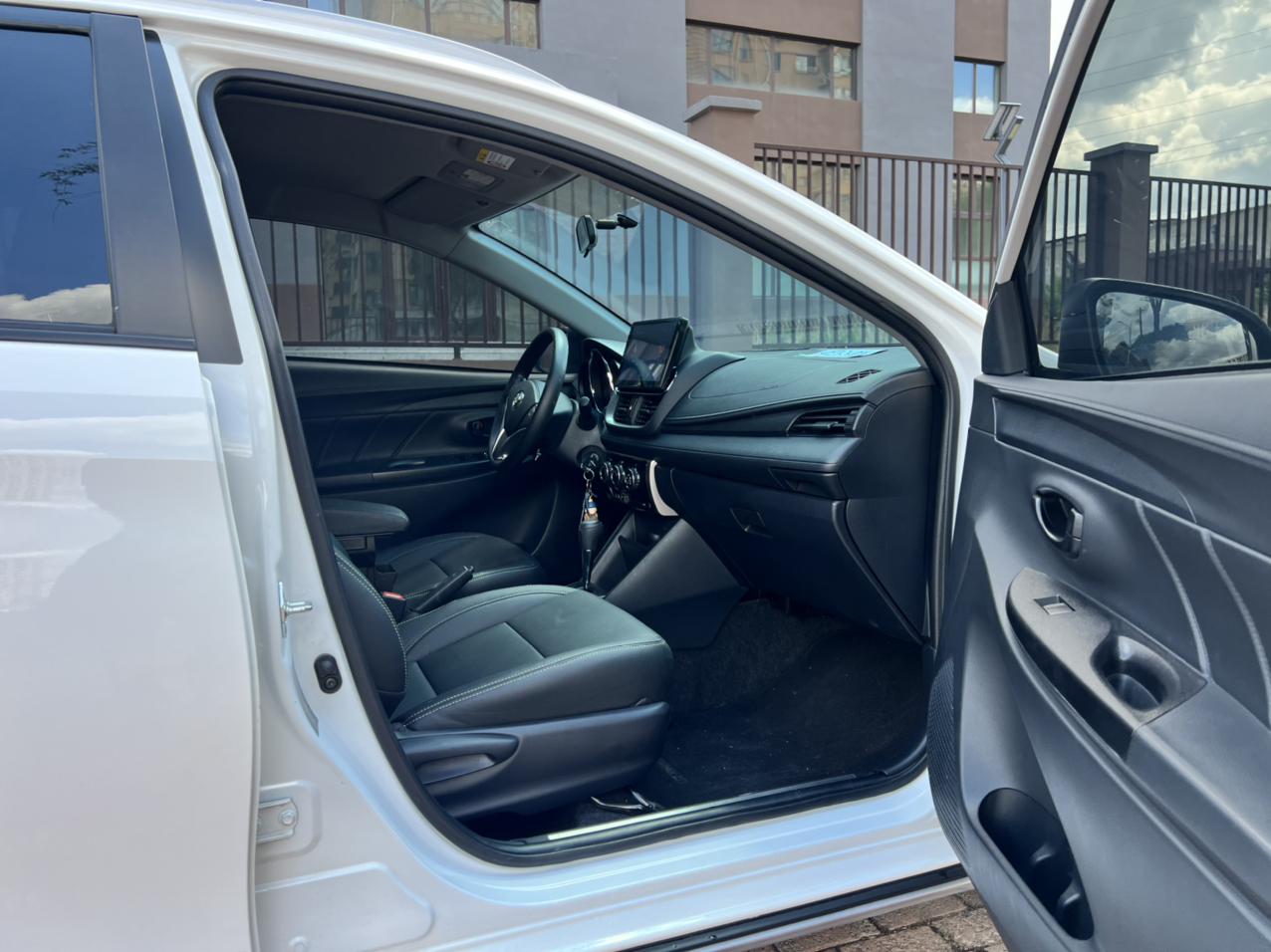 Toyota Yaris 2022, фото 14