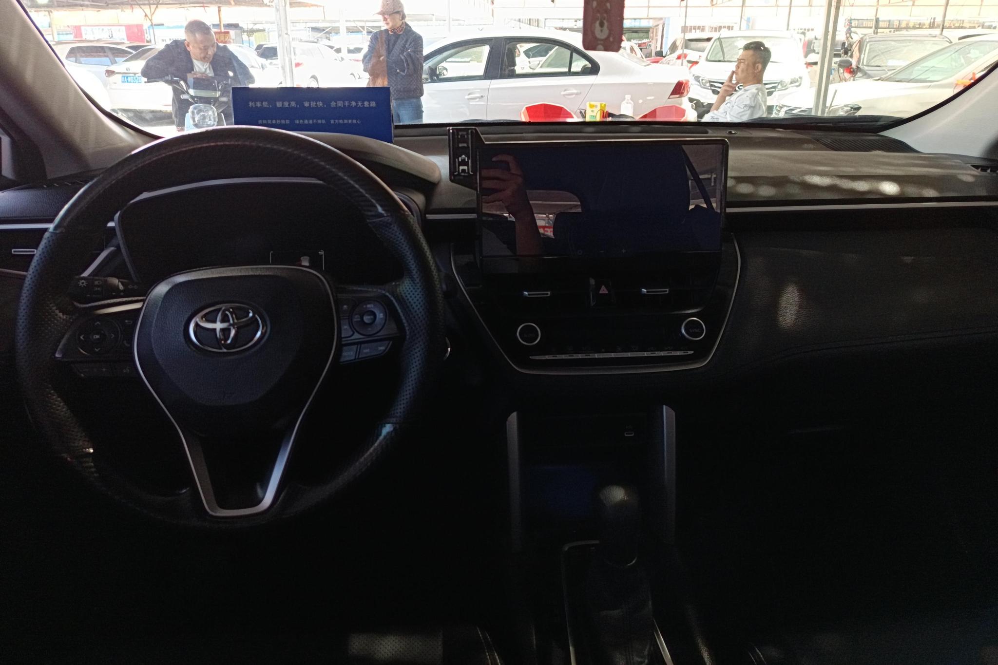Toyota RAV4 2024, фото 14