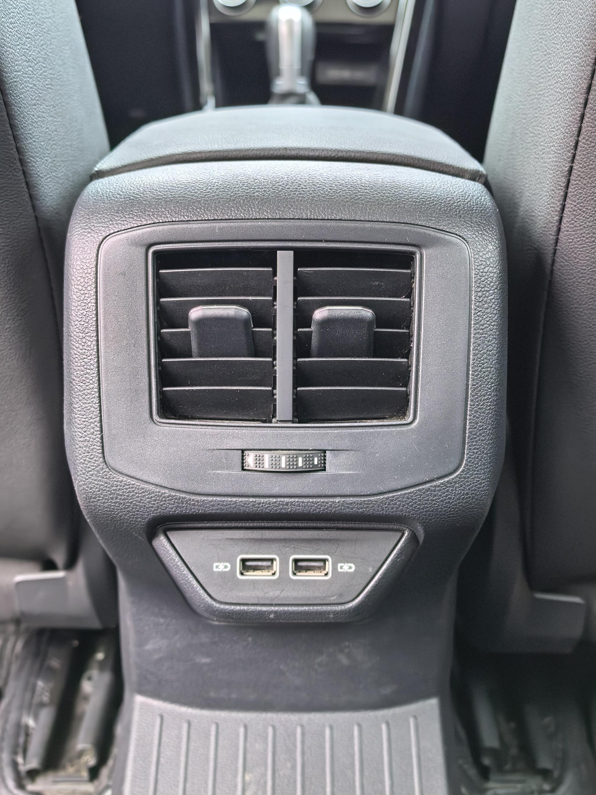 Volkswagen T-Roc 2021, фото 15