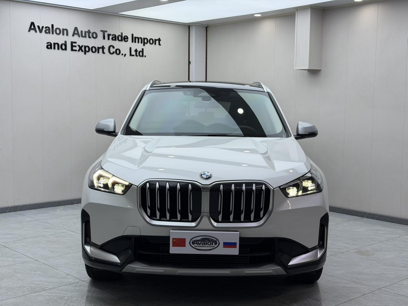 BMW X1 2023, фото 2