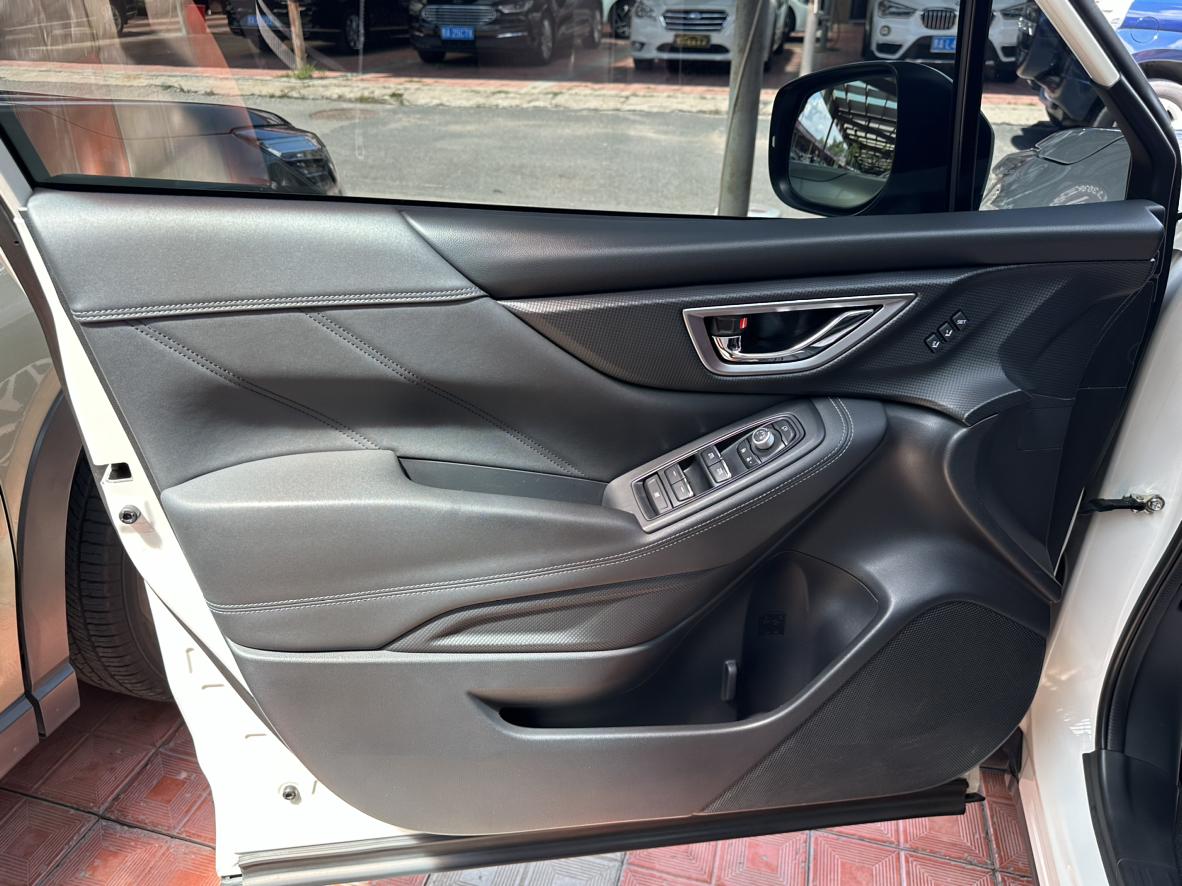 Subaru Forester 2021, фото 16