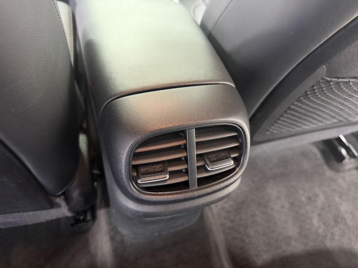 Hyundai Elantra 2022, фото 16