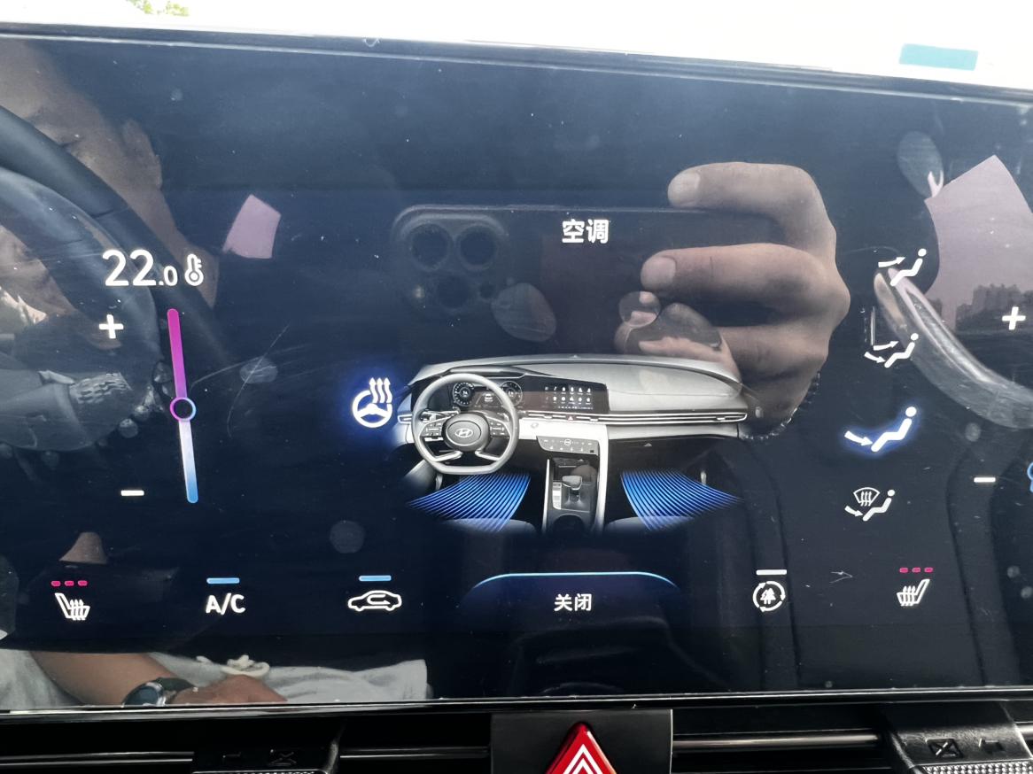 Hyundai Elantra 2022, фото 16