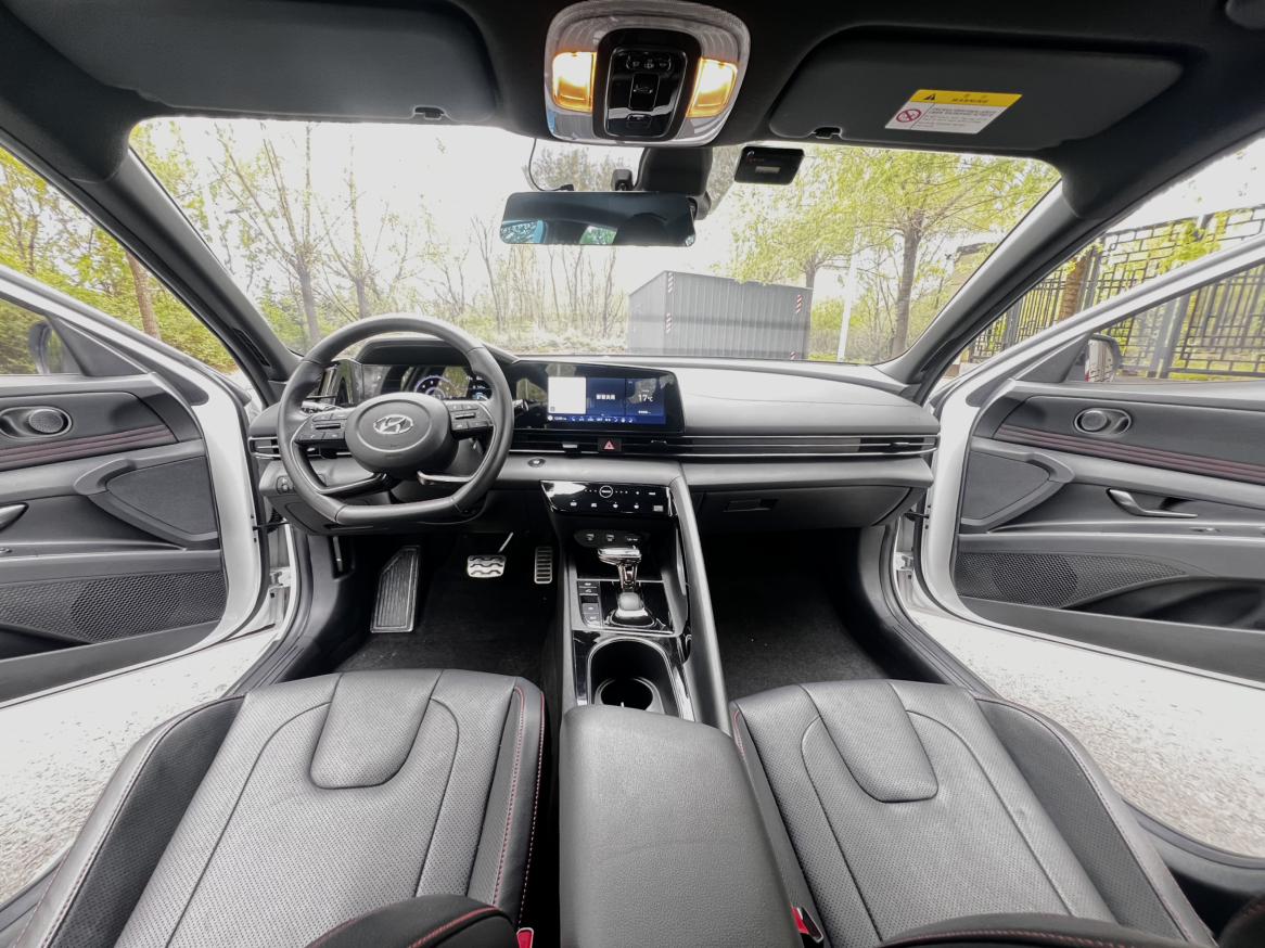 Hyundai Elantra 2022, фото 9