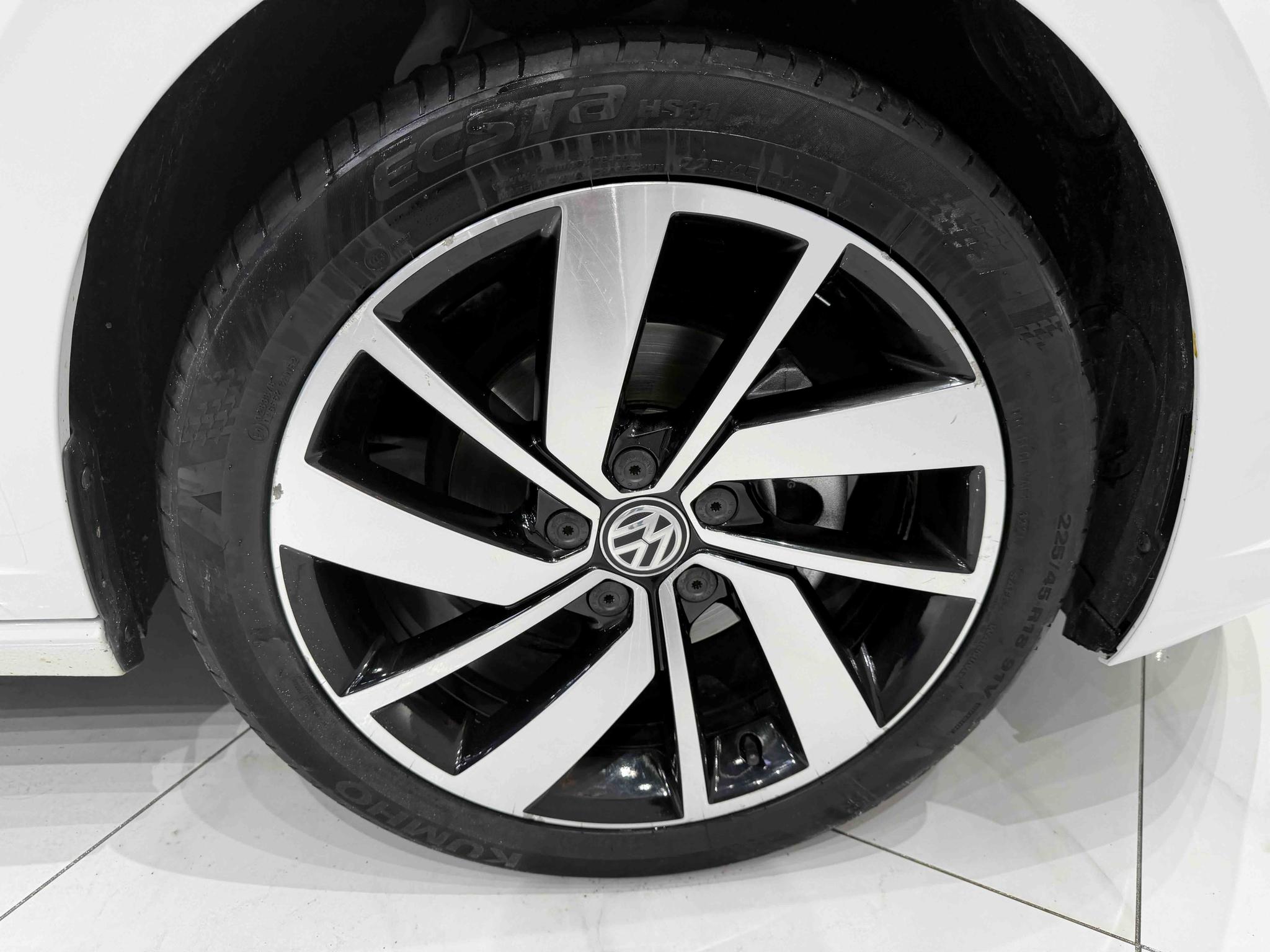 Volkswagen Jetta 2021, фото 17