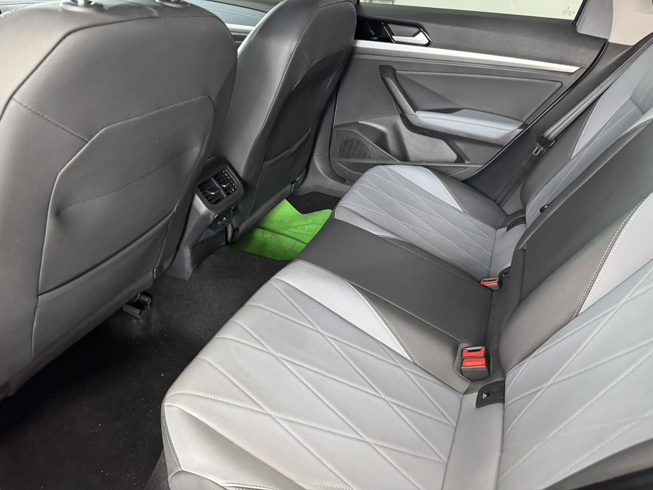 Volkswagen Lavida 2023, фото 9