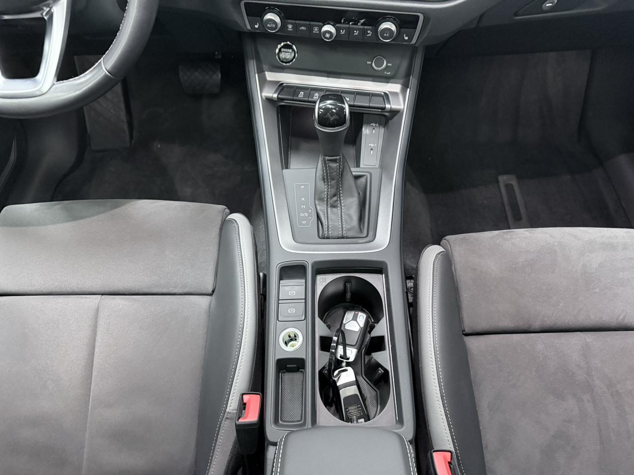 Audi Q3 2022, фото 15