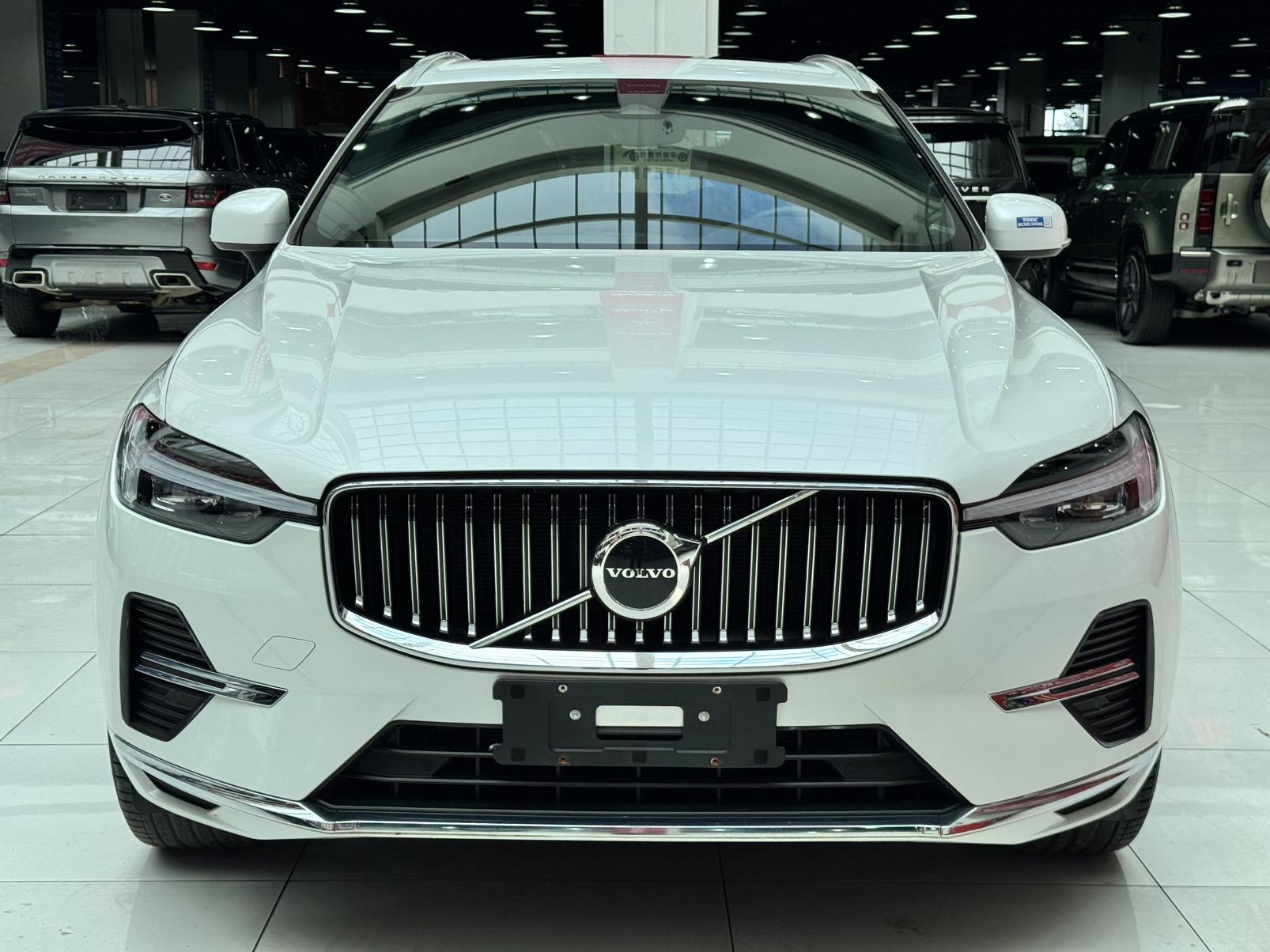 Volvo XC60 2022, фото 2