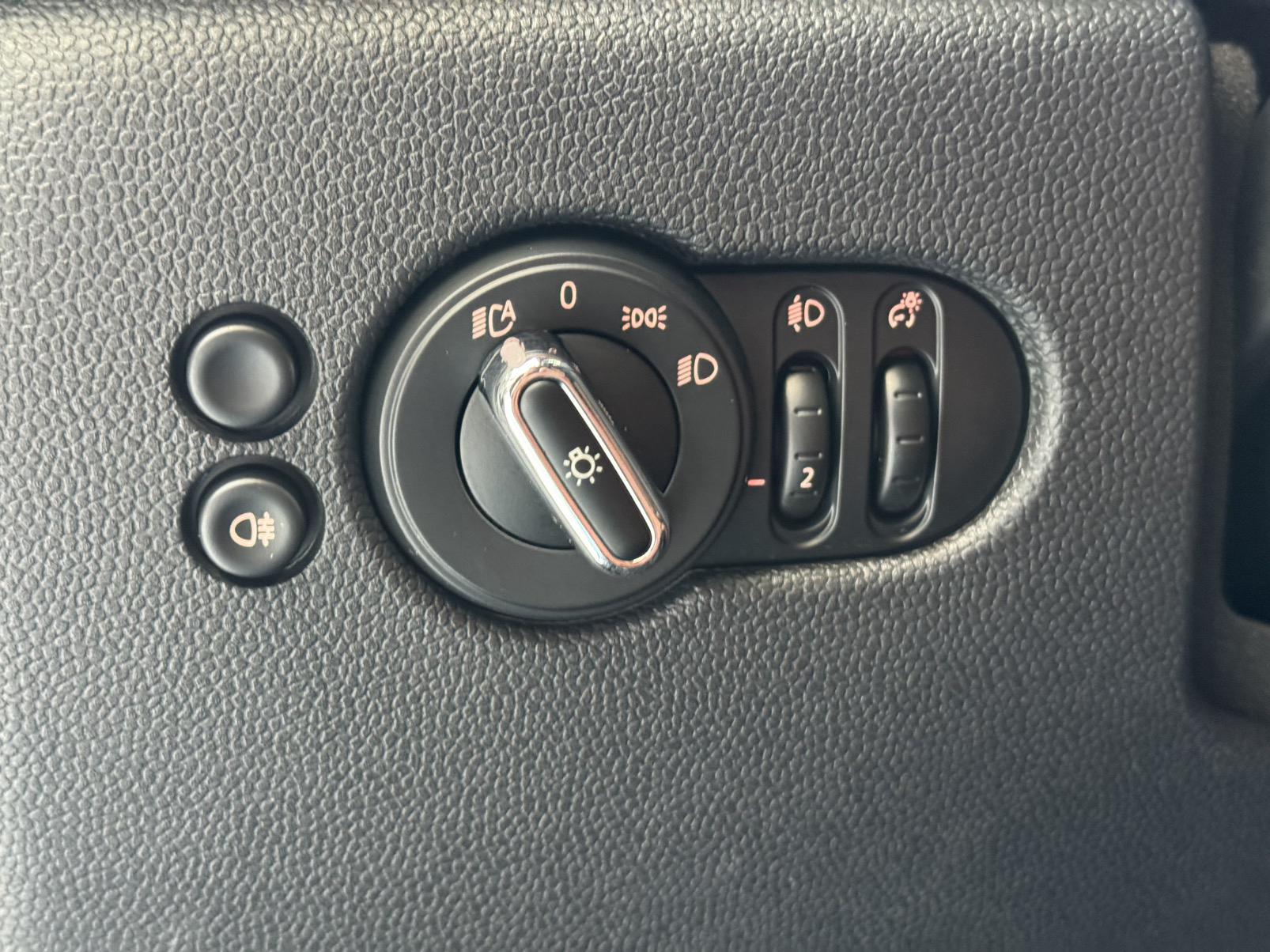 MINI Cooper 2023, фото 10