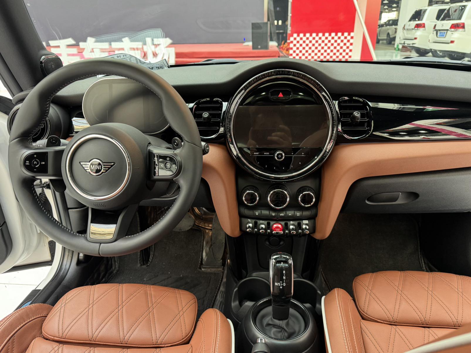 MINI Cooper 2023, фото 14