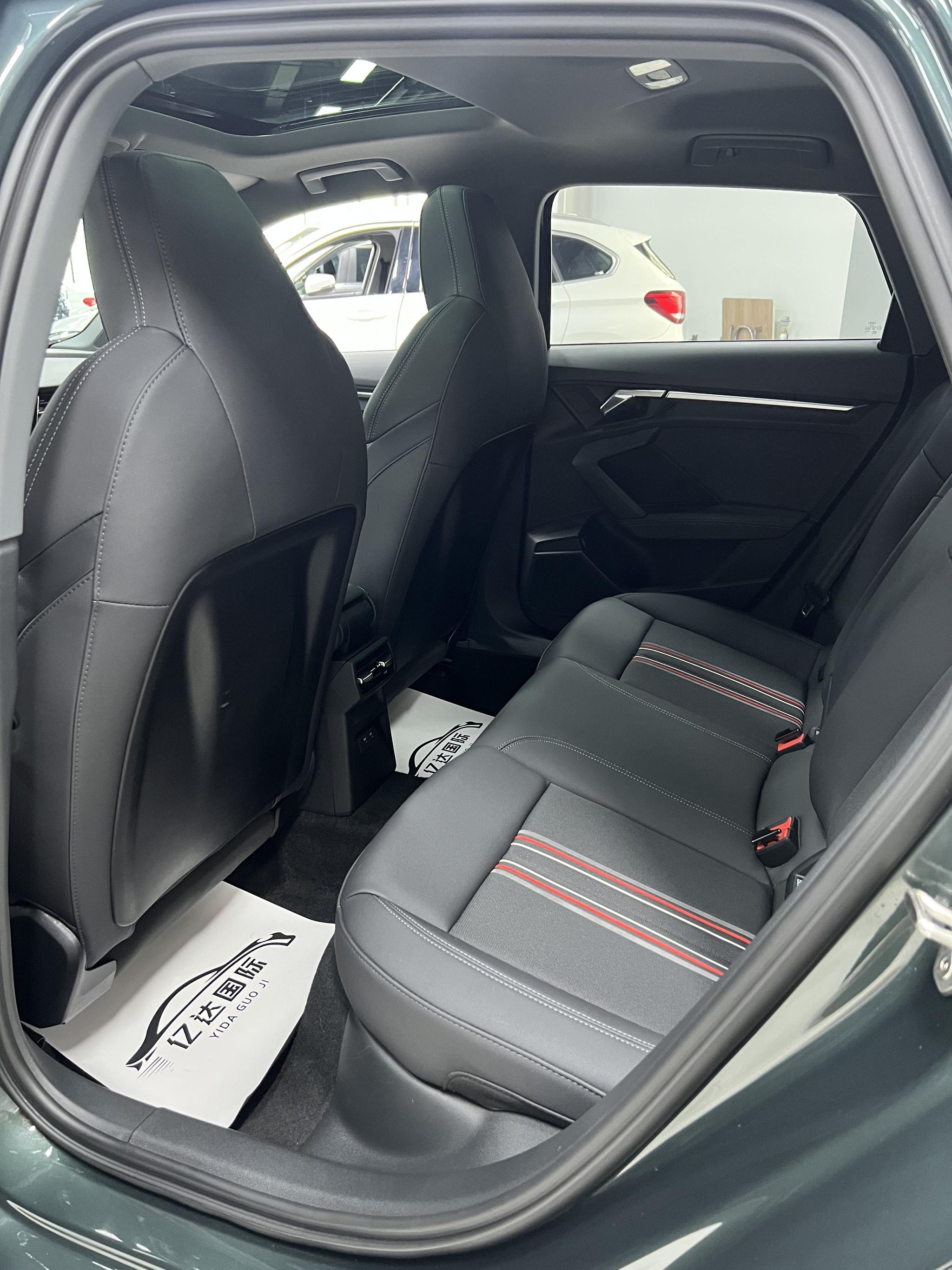 Audi A3 2023, фото 14