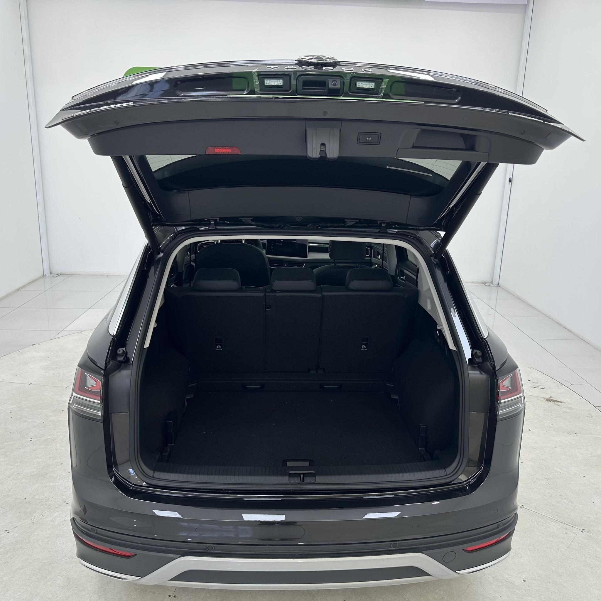 Volkswagen Tayron 2023, фото 16