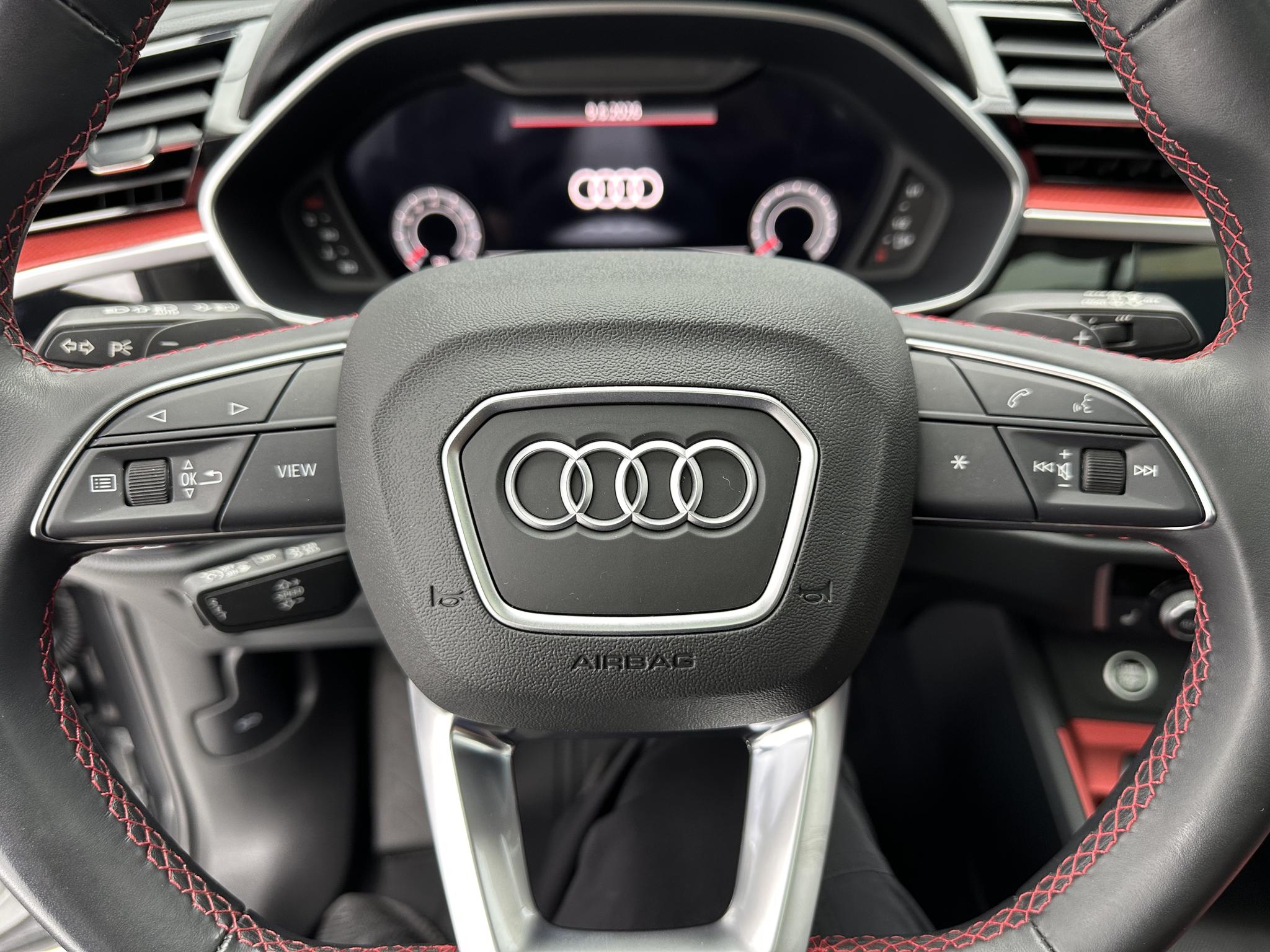 Audi Q3 2023, фото 14