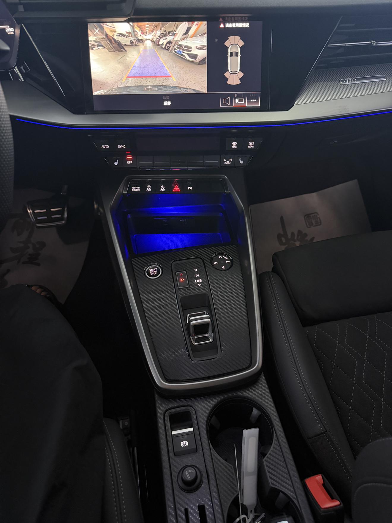 Audi A3 2021, фото 17