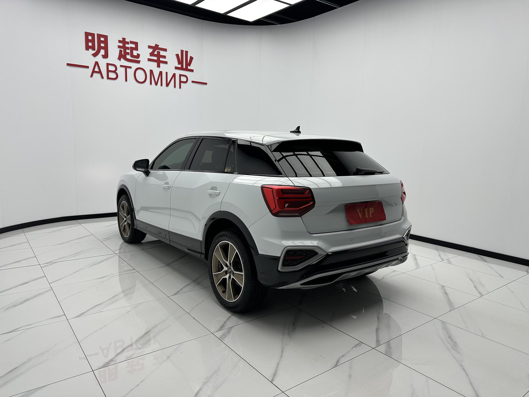 Audi Q2L 2022, фото 8