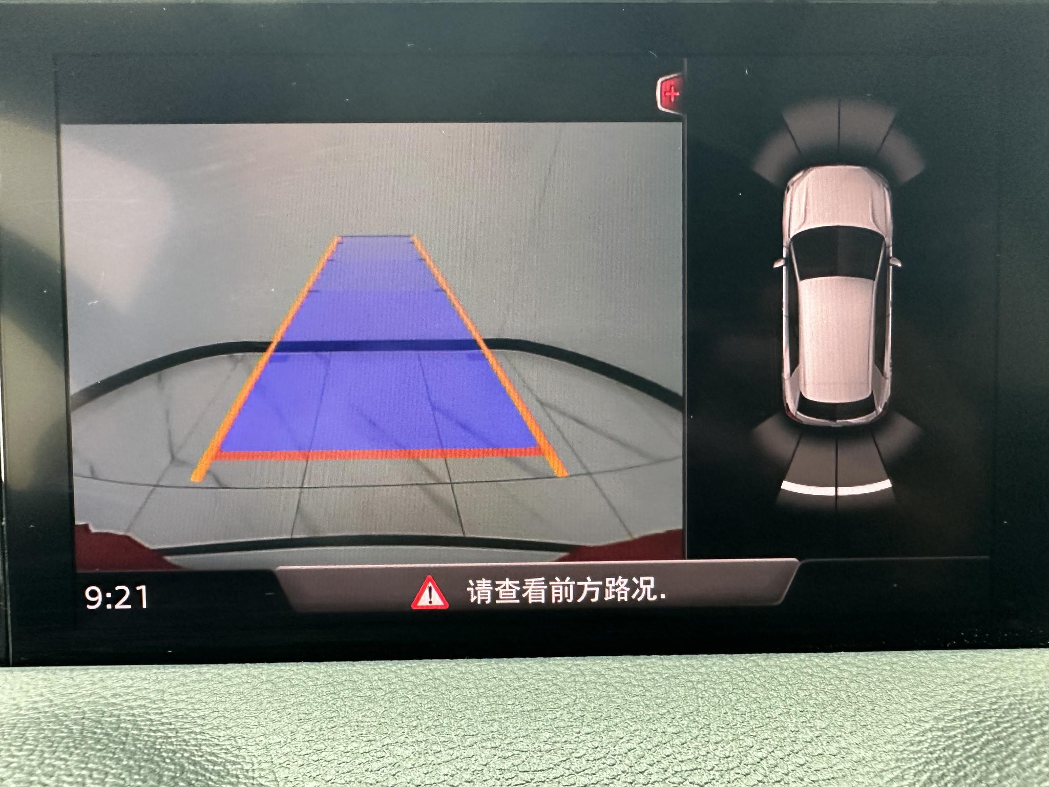 Audi Q2L 2022, фото 16