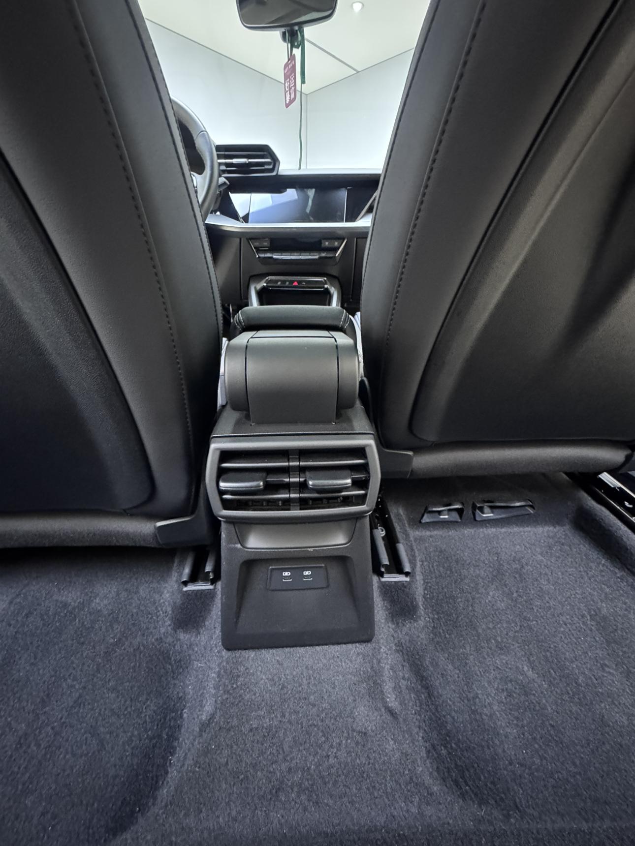 Audi A3 2021, фото 15