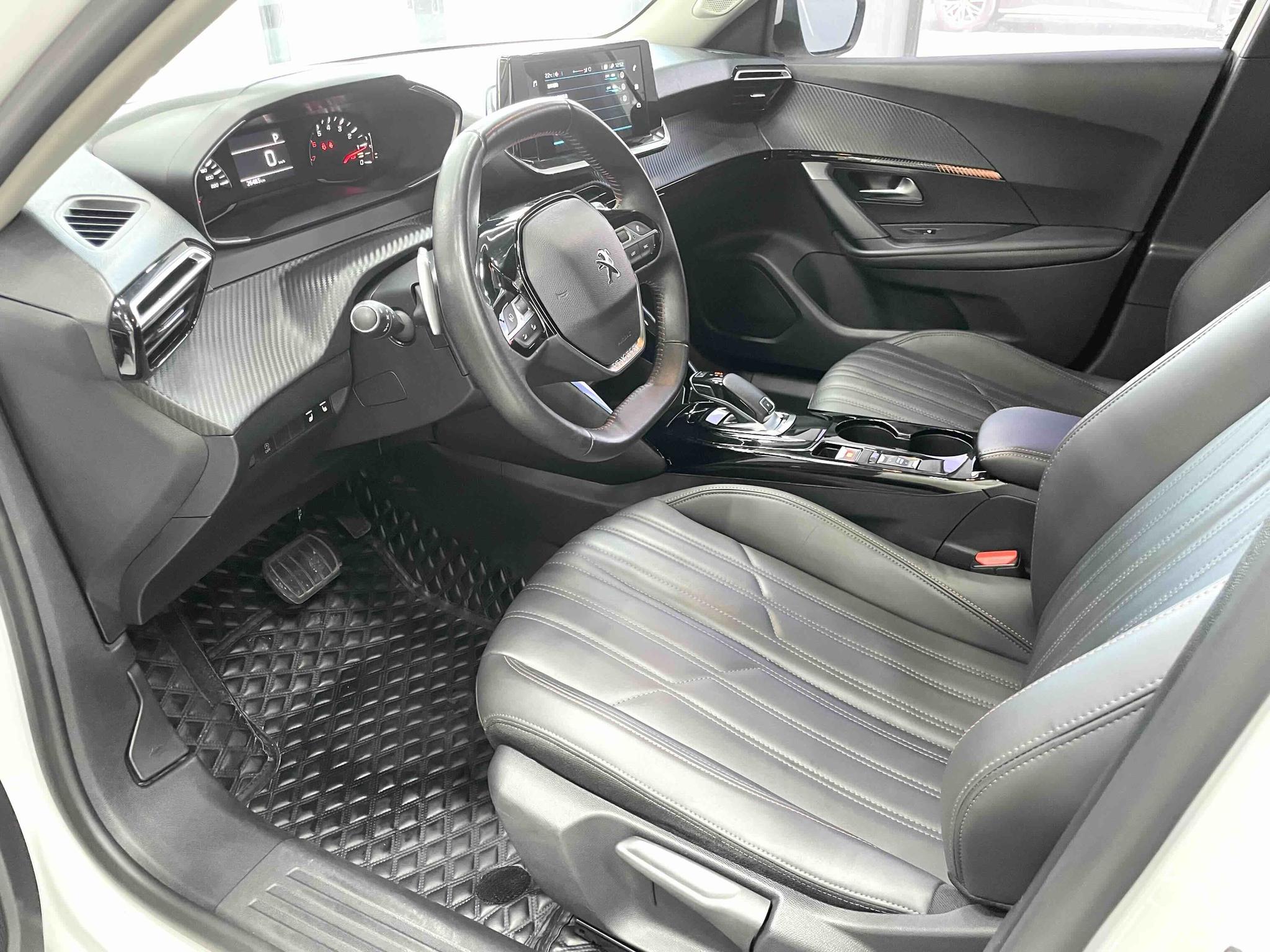 Peugeot 2008 2022, фото 7