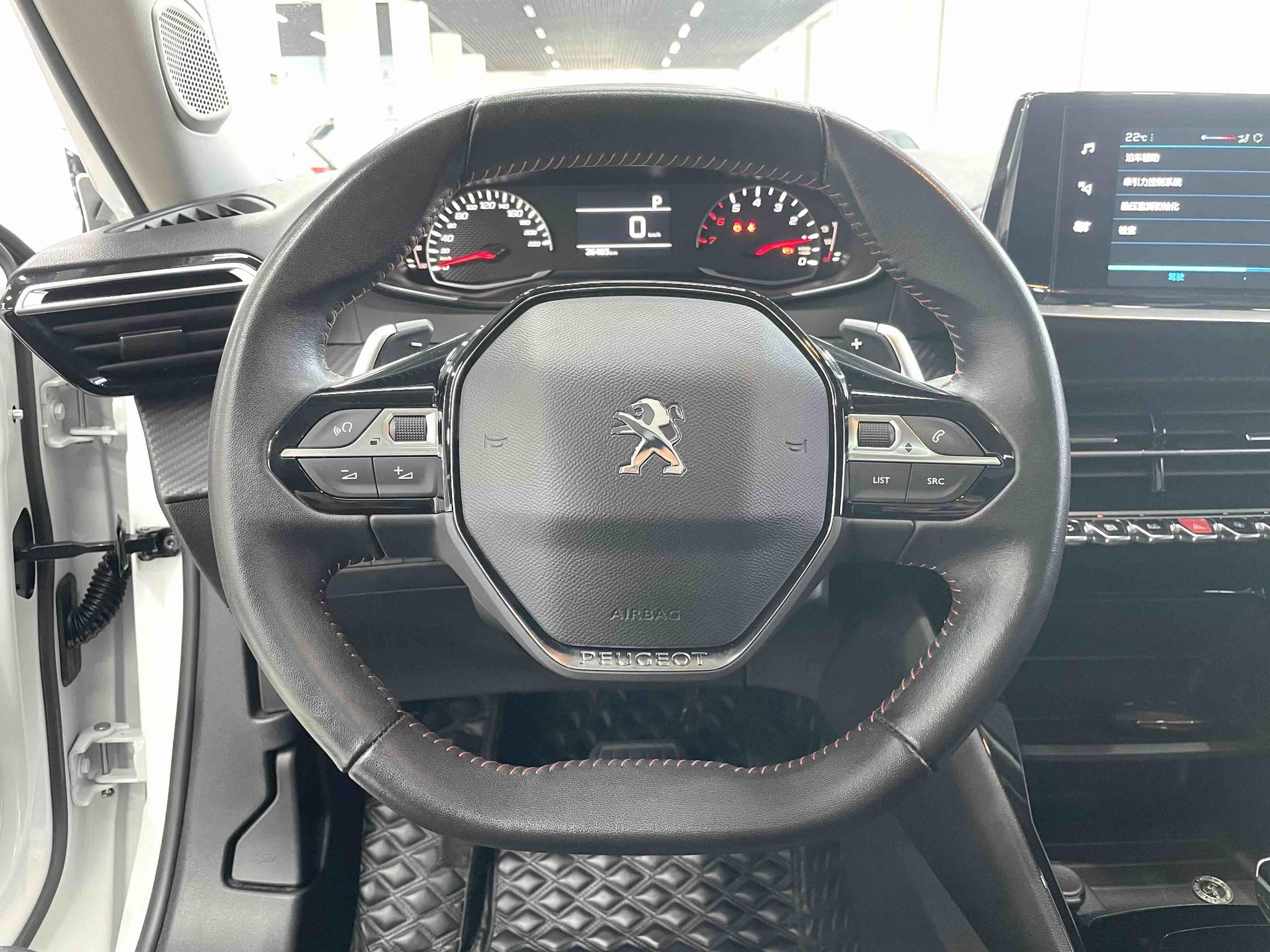 Peugeot 2008 2022, фото 8